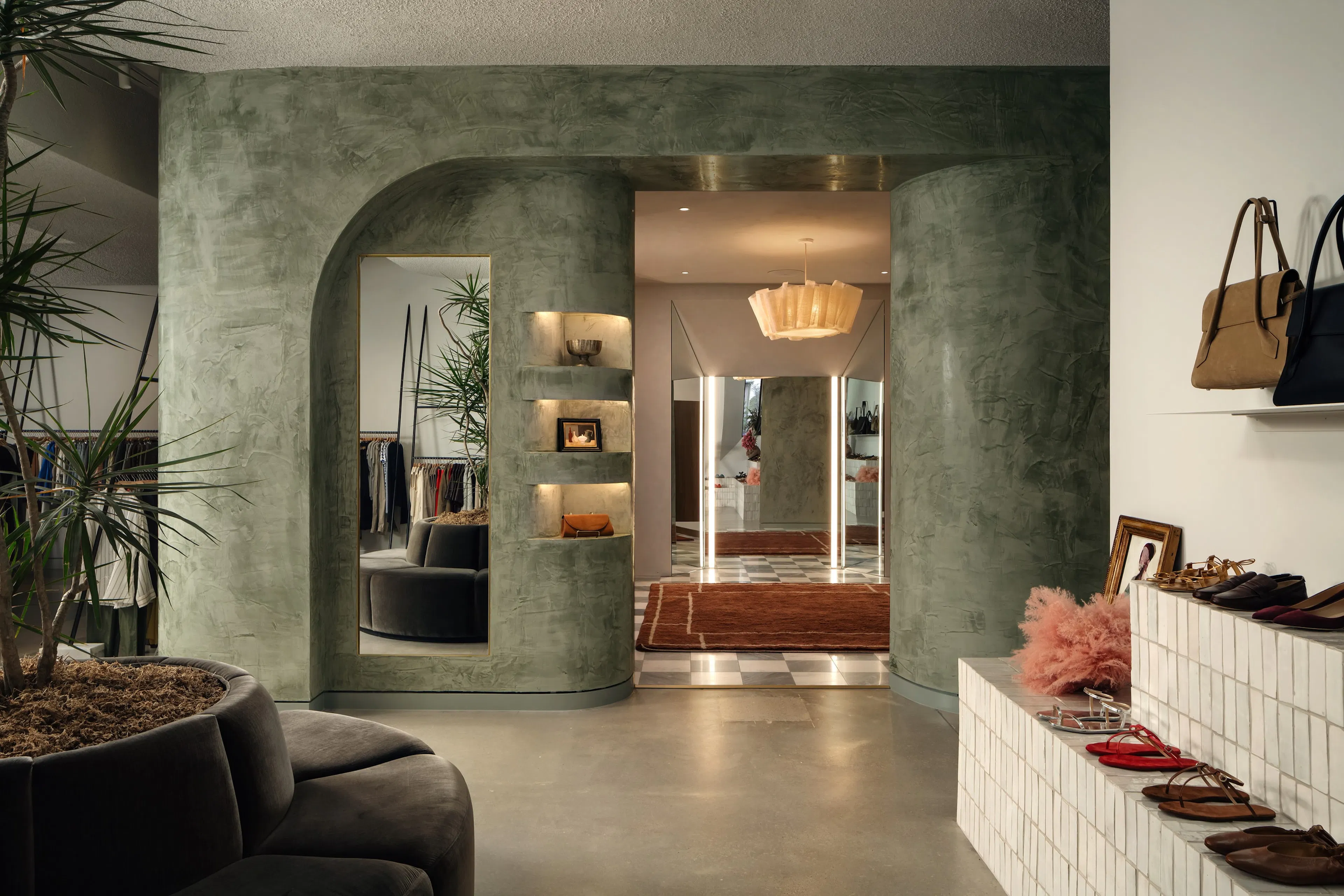 2121 South Lamar — 13