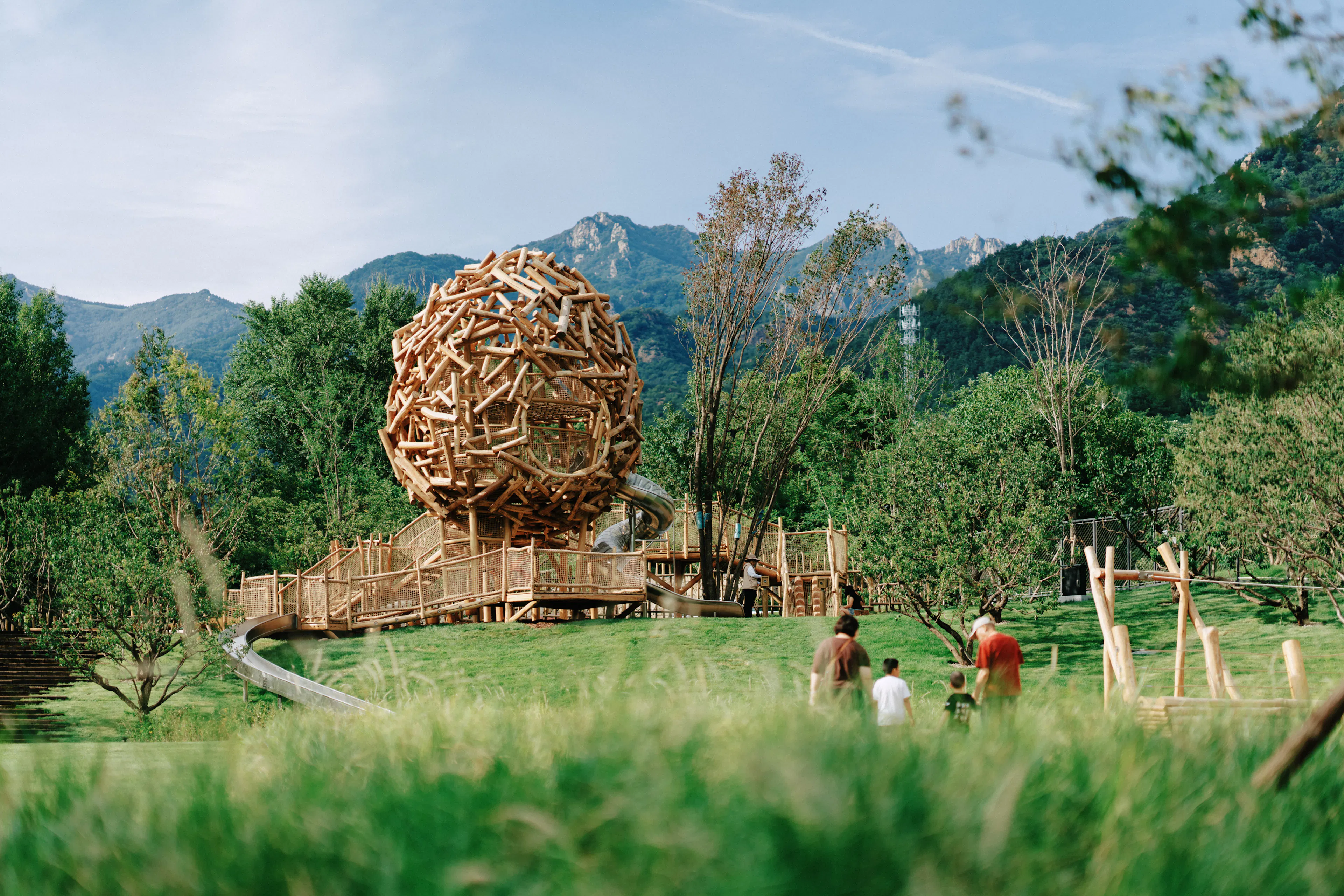 Digital Design of a Thin-shell Metal Woven Pavilion — 15