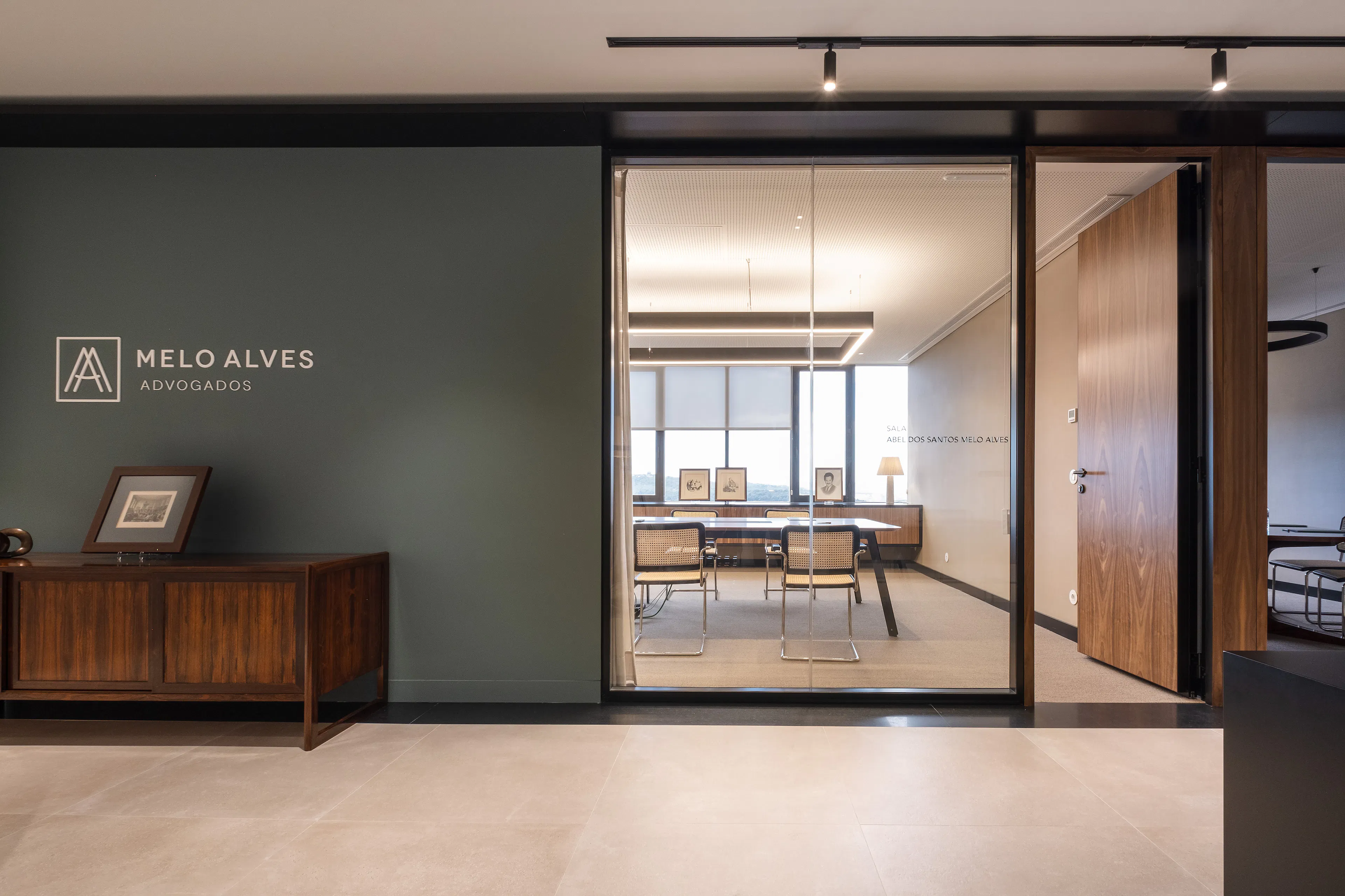 Ritz Pool Bar — 12