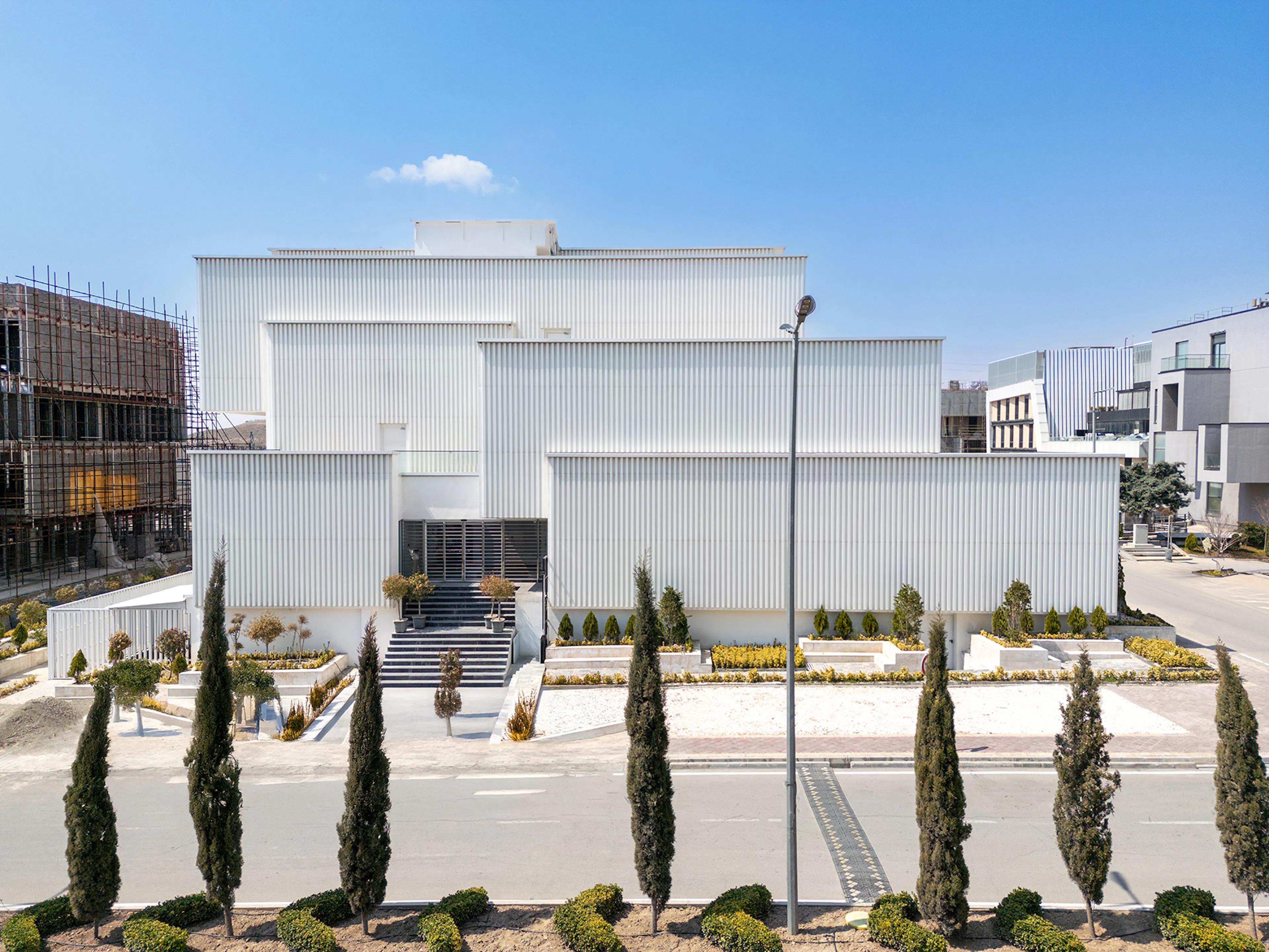 KOLBADI HOUSE — 37