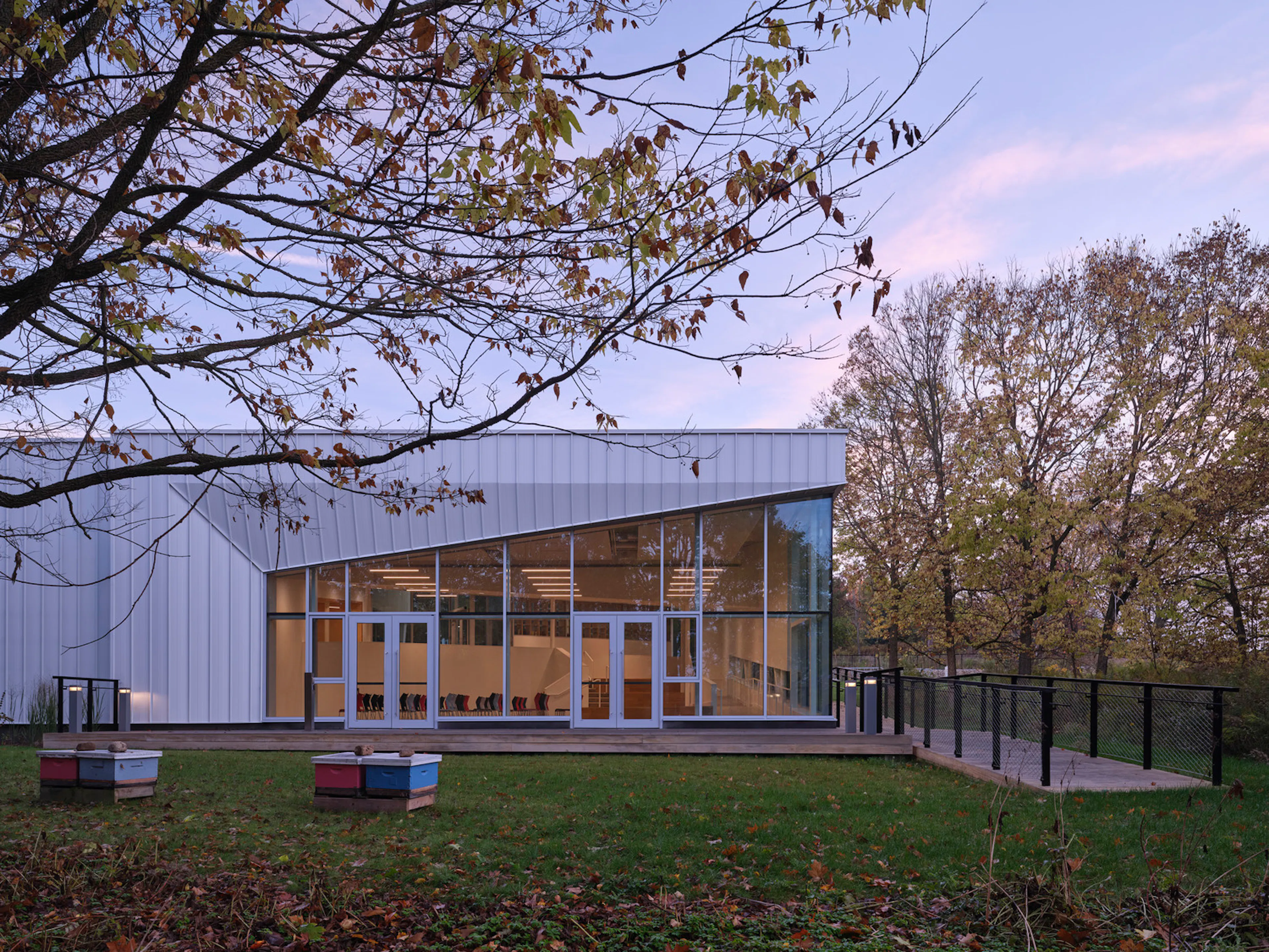 University of Guelph Honey Bee Research Centre — 8