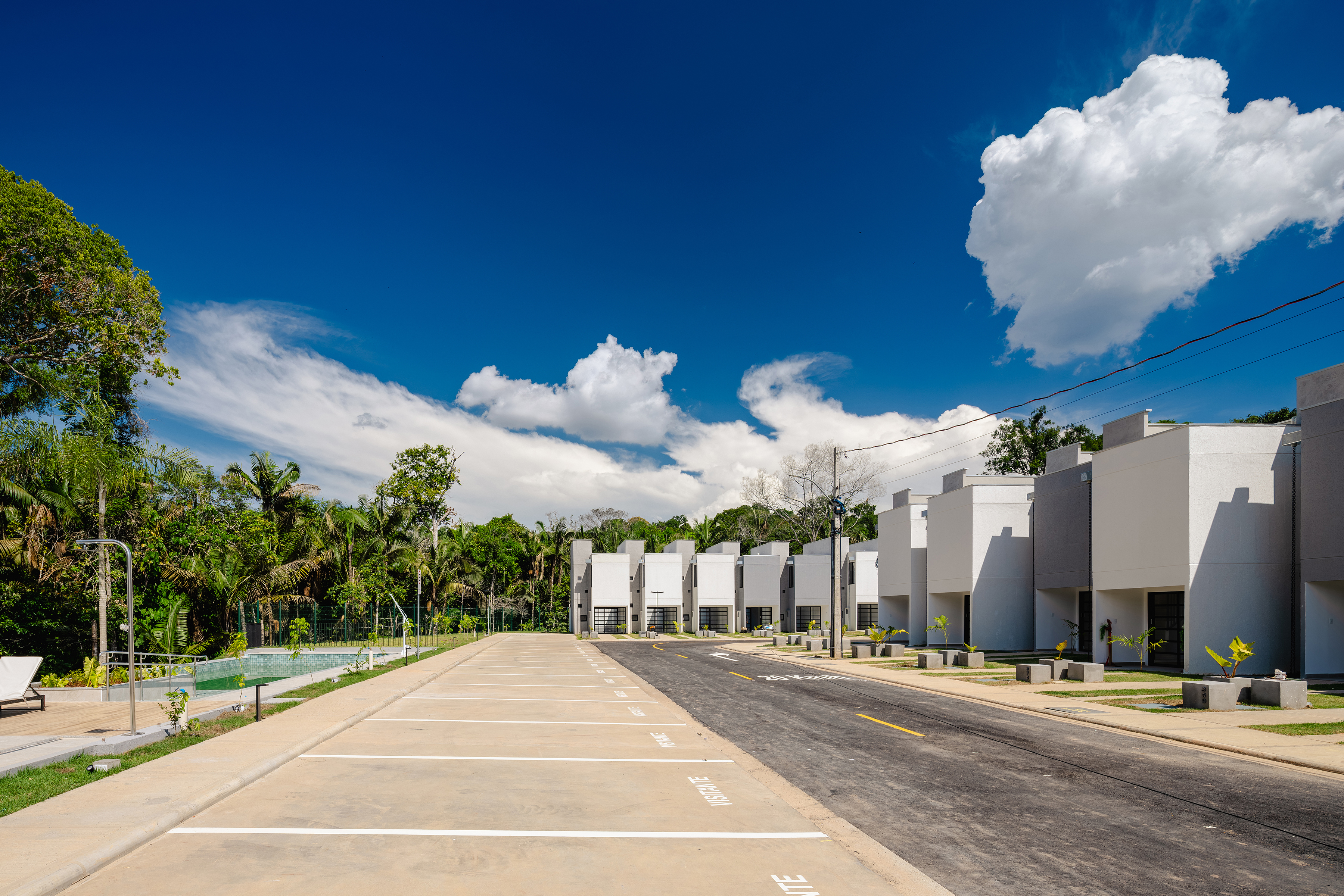 © TROOST + PESSOA Architects