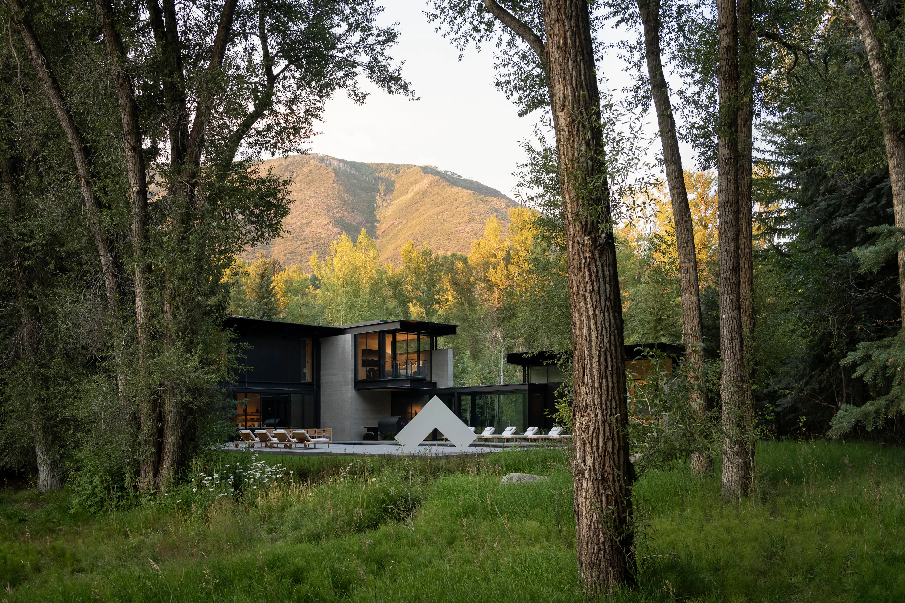 70 Rainey Sky Garden