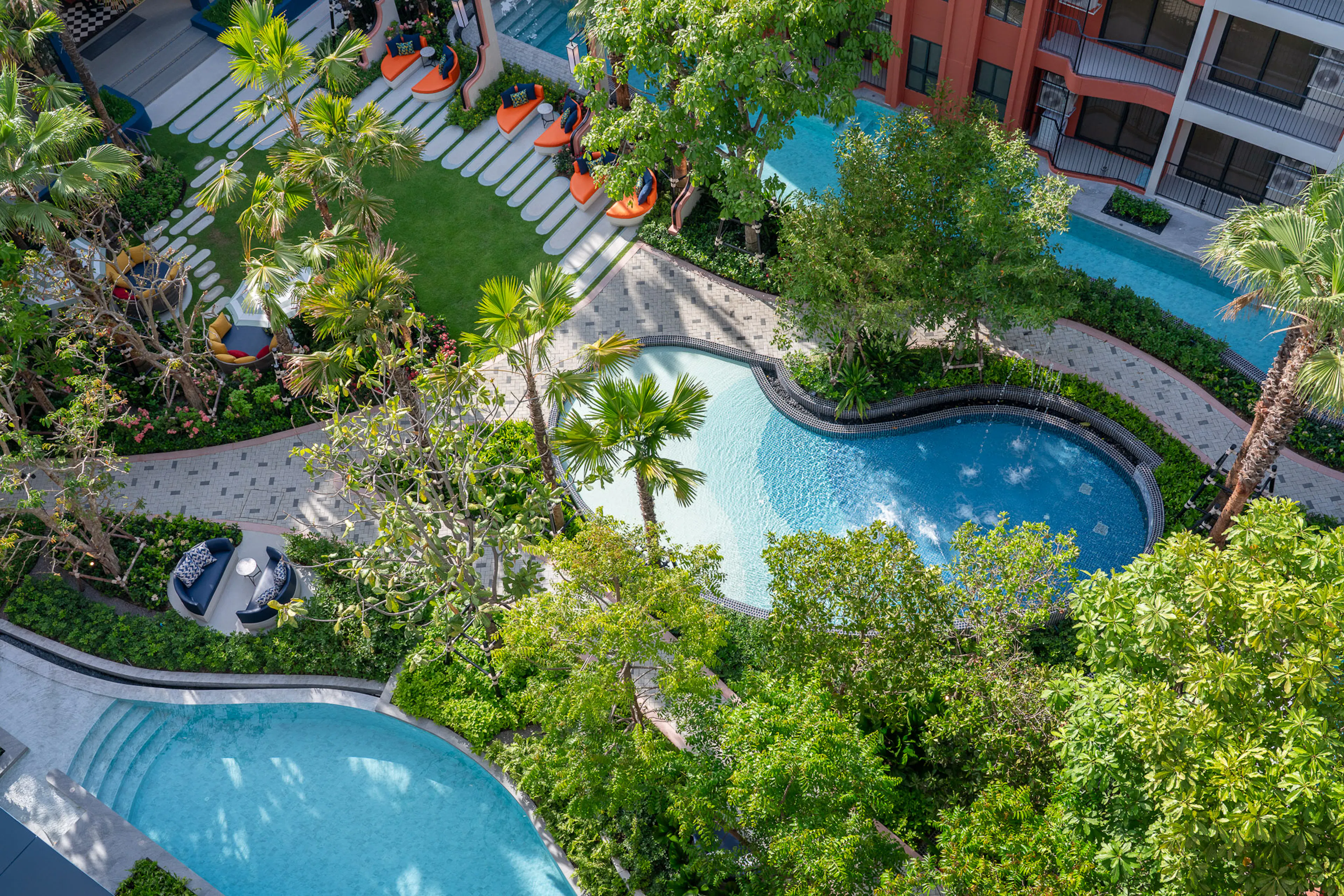 LIFE LADPRAO THE VALLEY