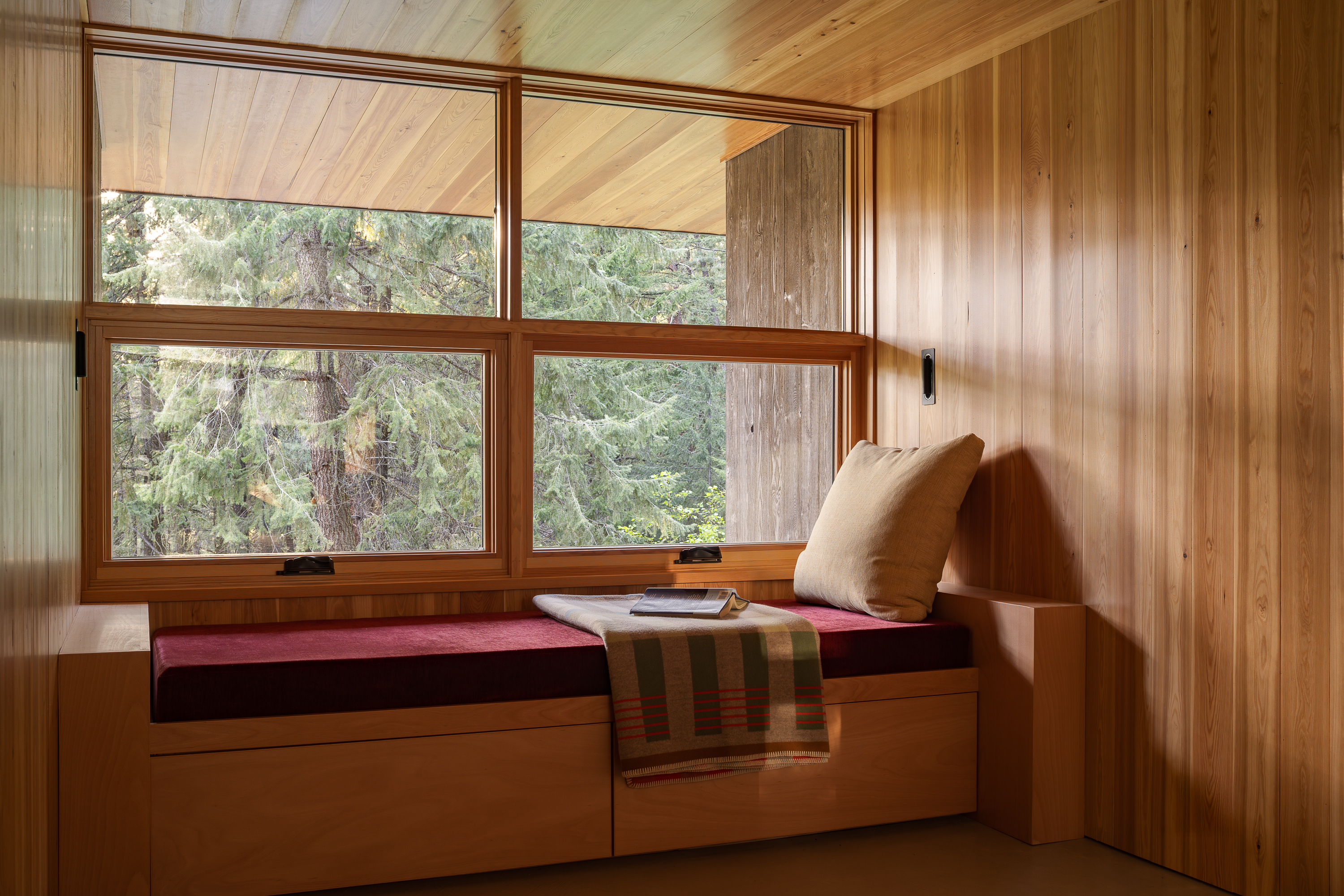 Hillside Residence by Prentiss + Balance + Wickline Architects - Architizer