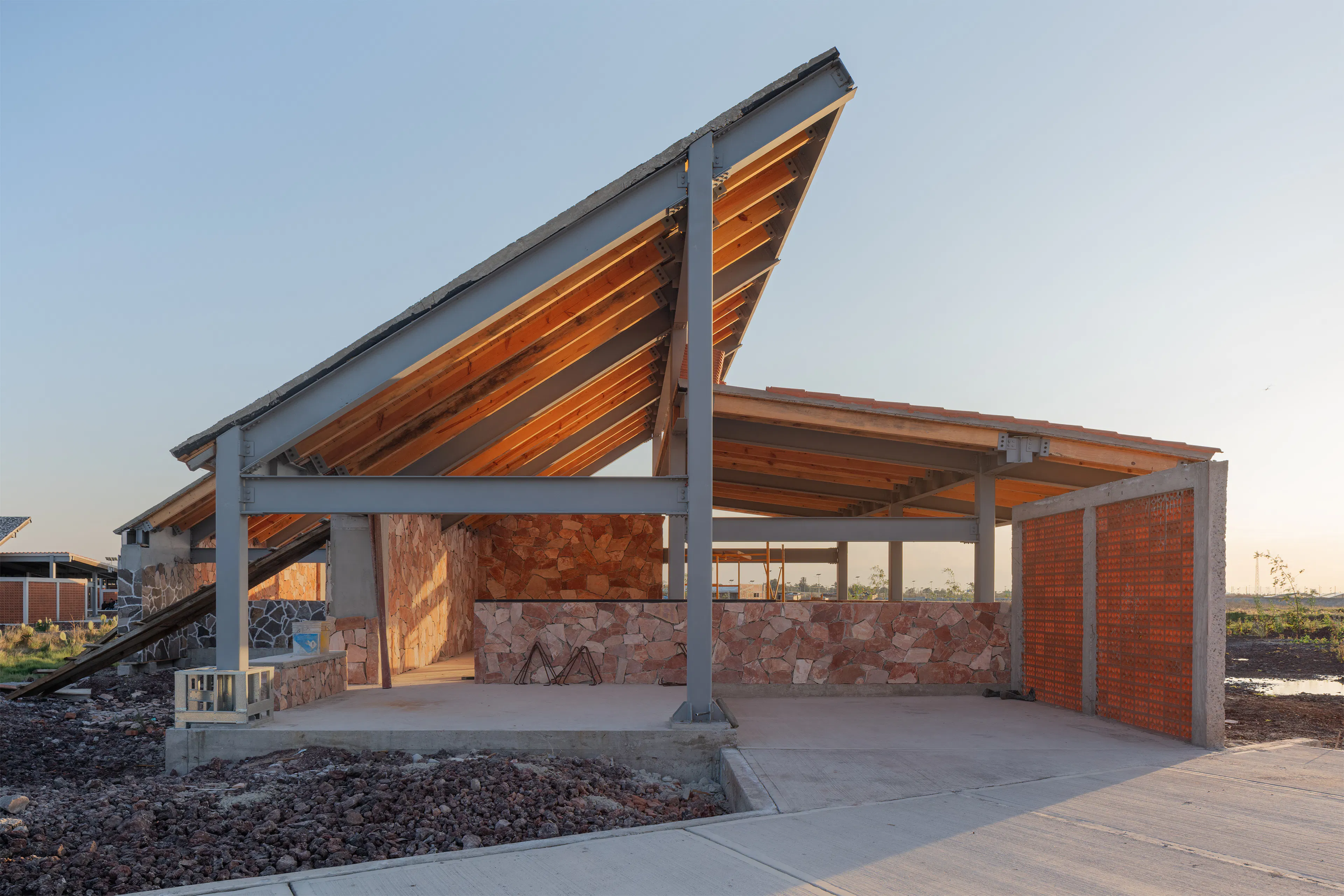 Barrenechea House Extension — 1