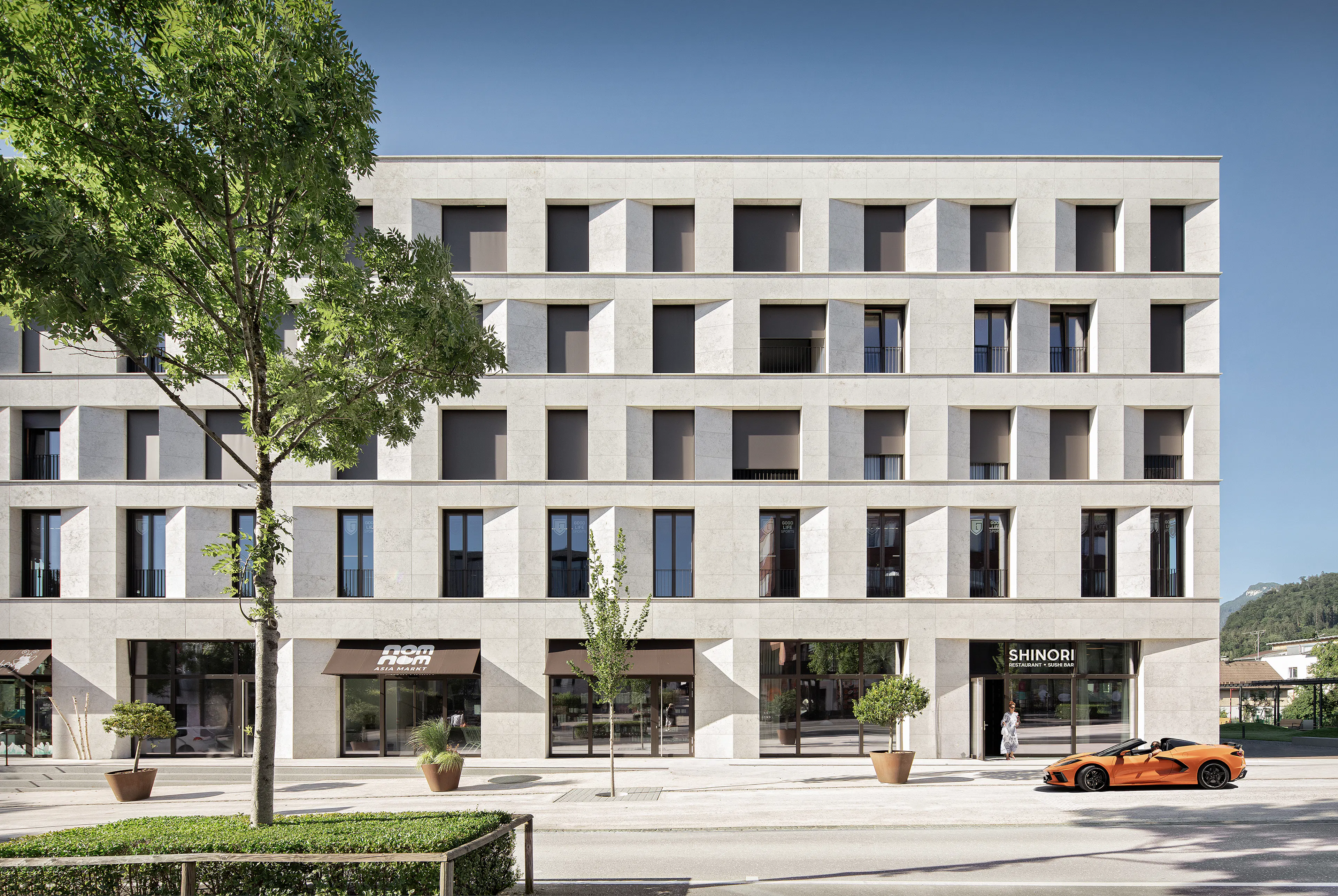 Grande Arme-l1ve, restructuring modernism — 17