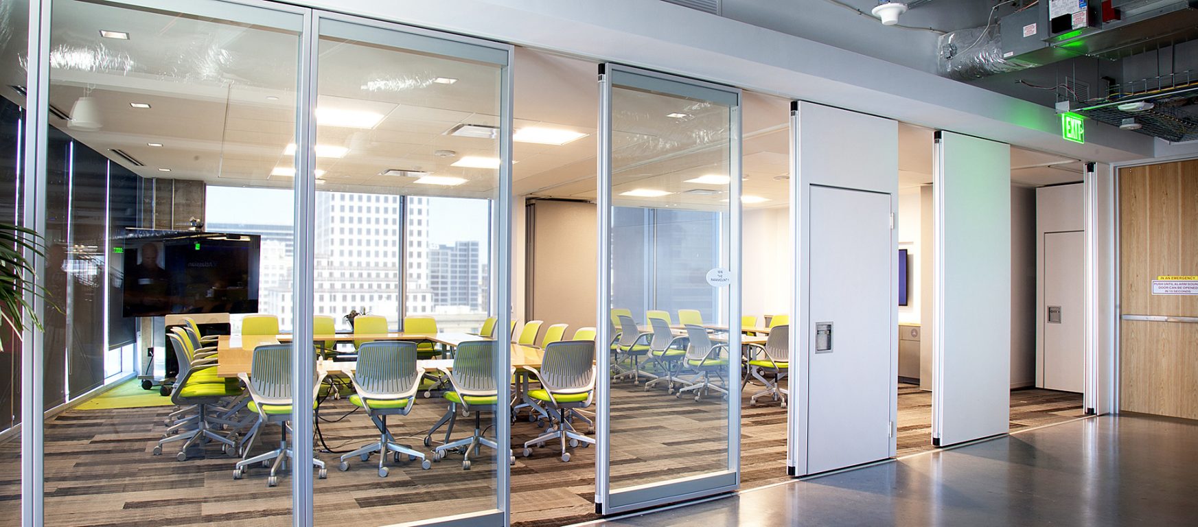 Glass Wall Systems: Modernfold