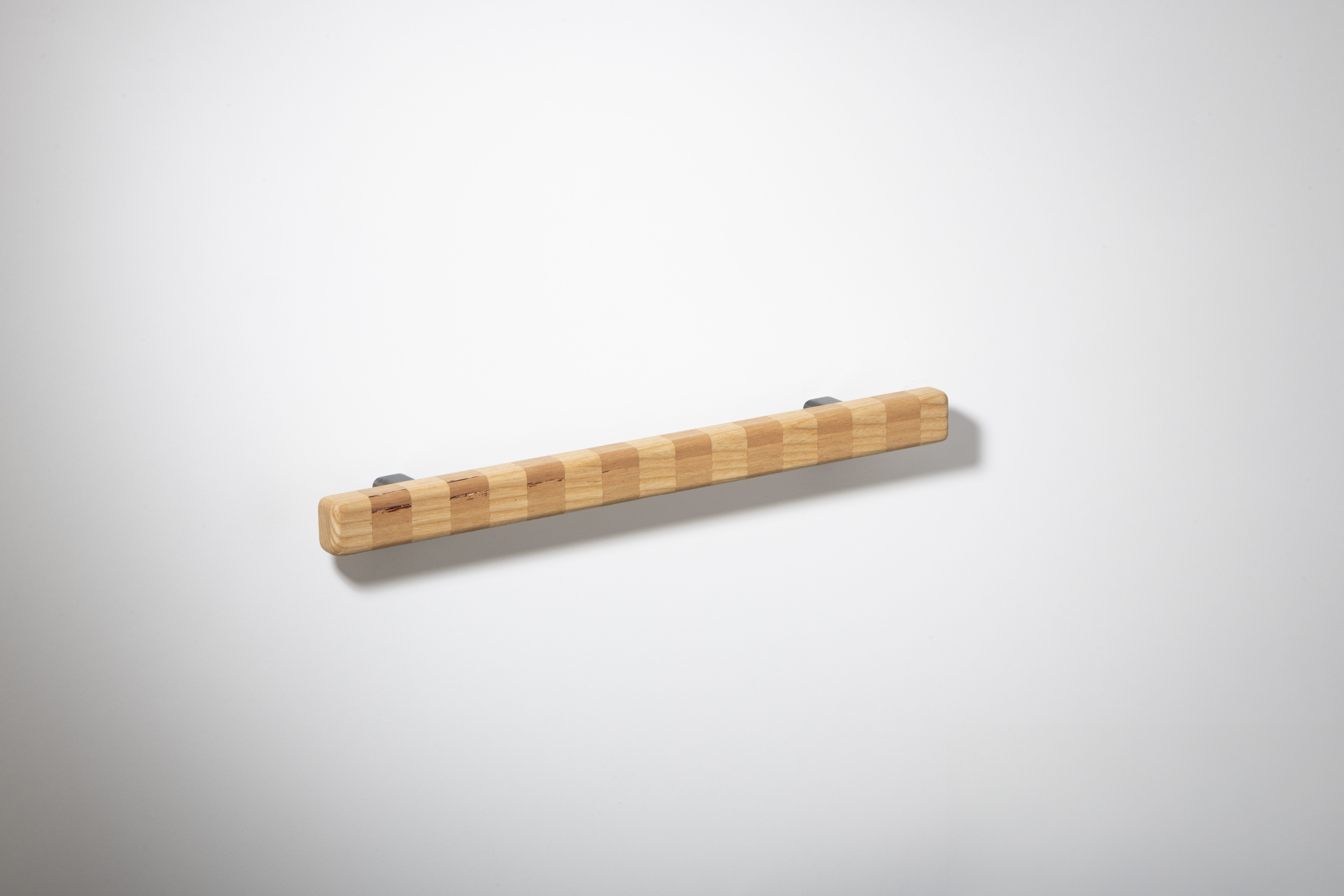 Closet Streaker Cabinet Pull Medium