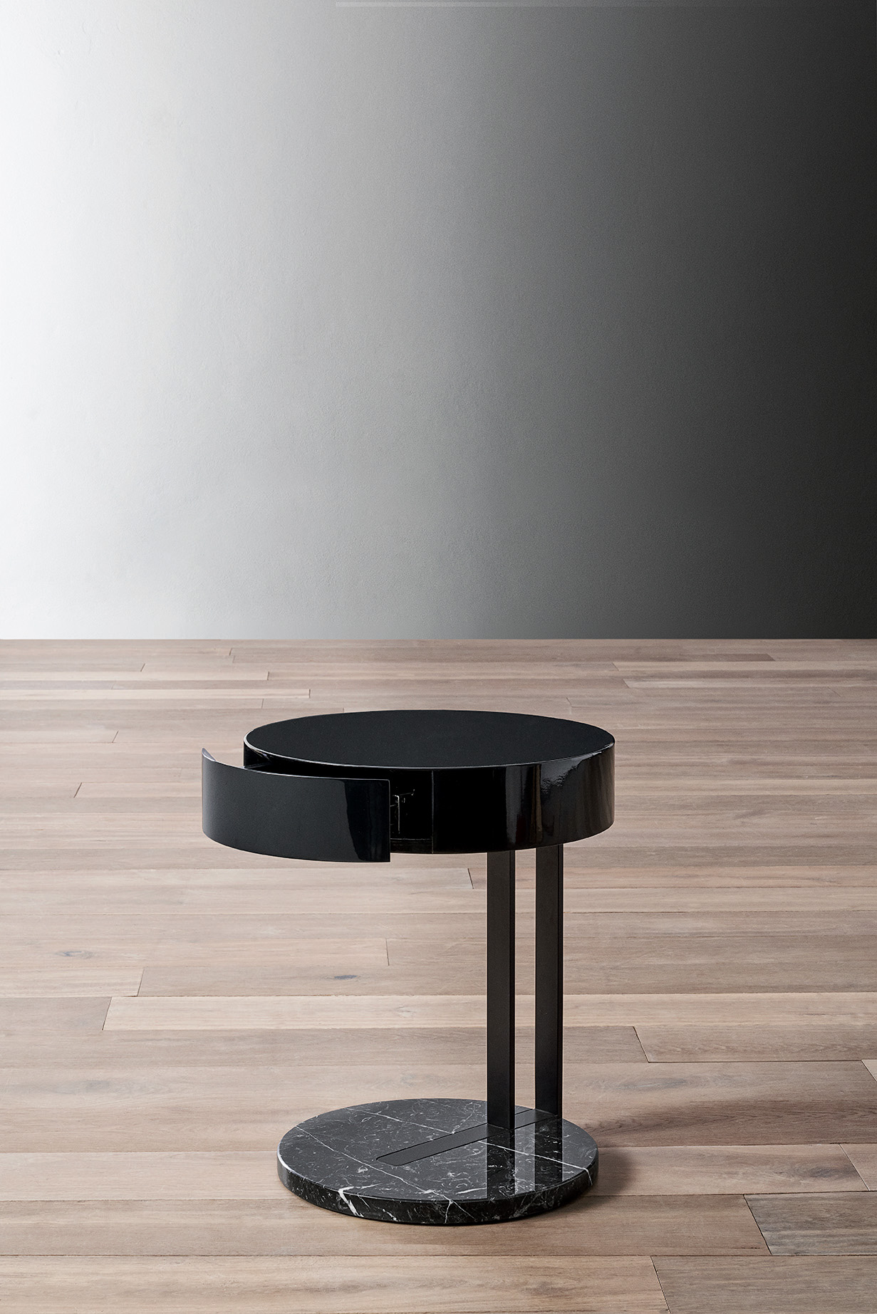 RALF NIGHT TABLE