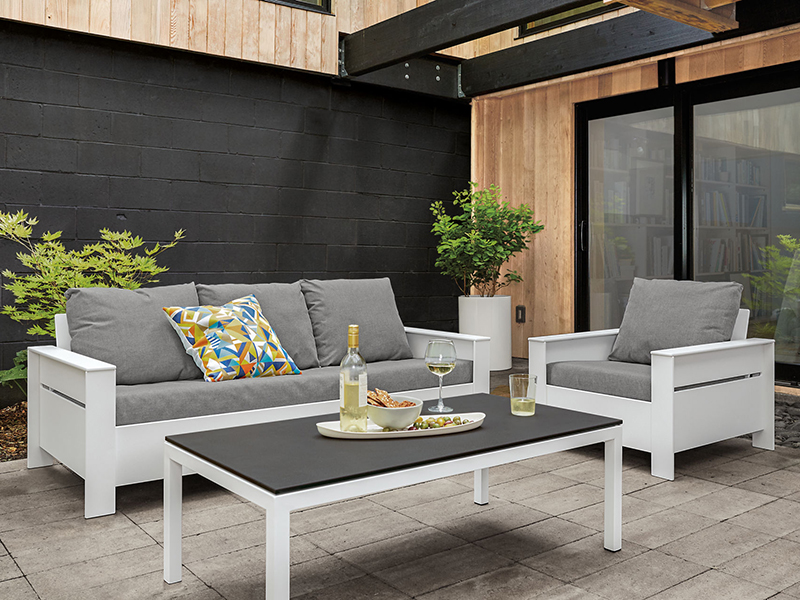 Rayo Outdoor Sofas
