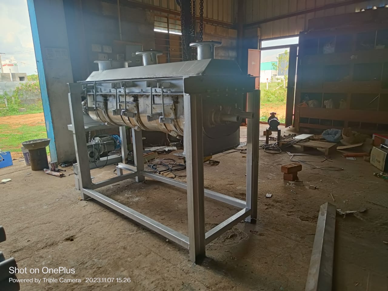 Paddle sludge dryer