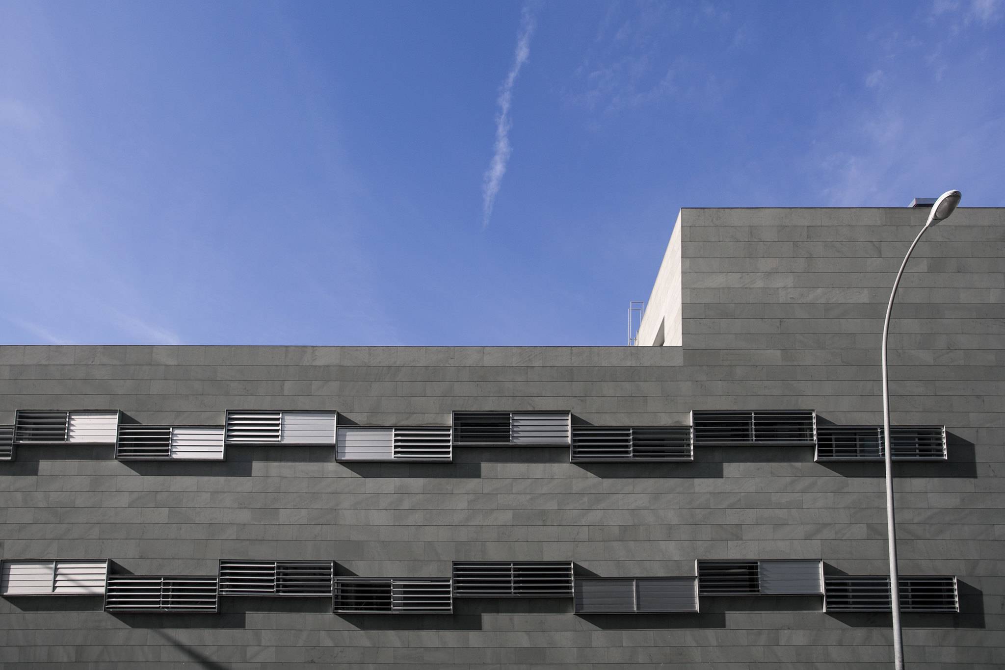 EXTERIOR WALLS | FACADES in natural stone Ocean Rosal