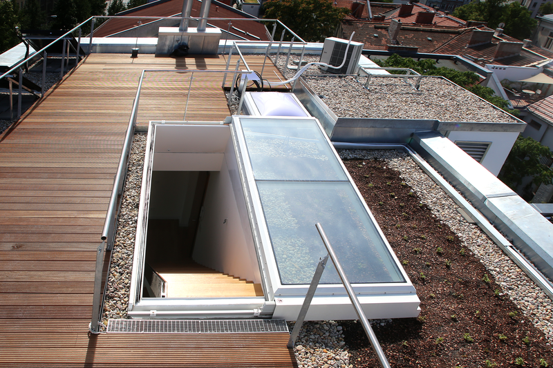 Flat Roof Exit Comfort Solo
