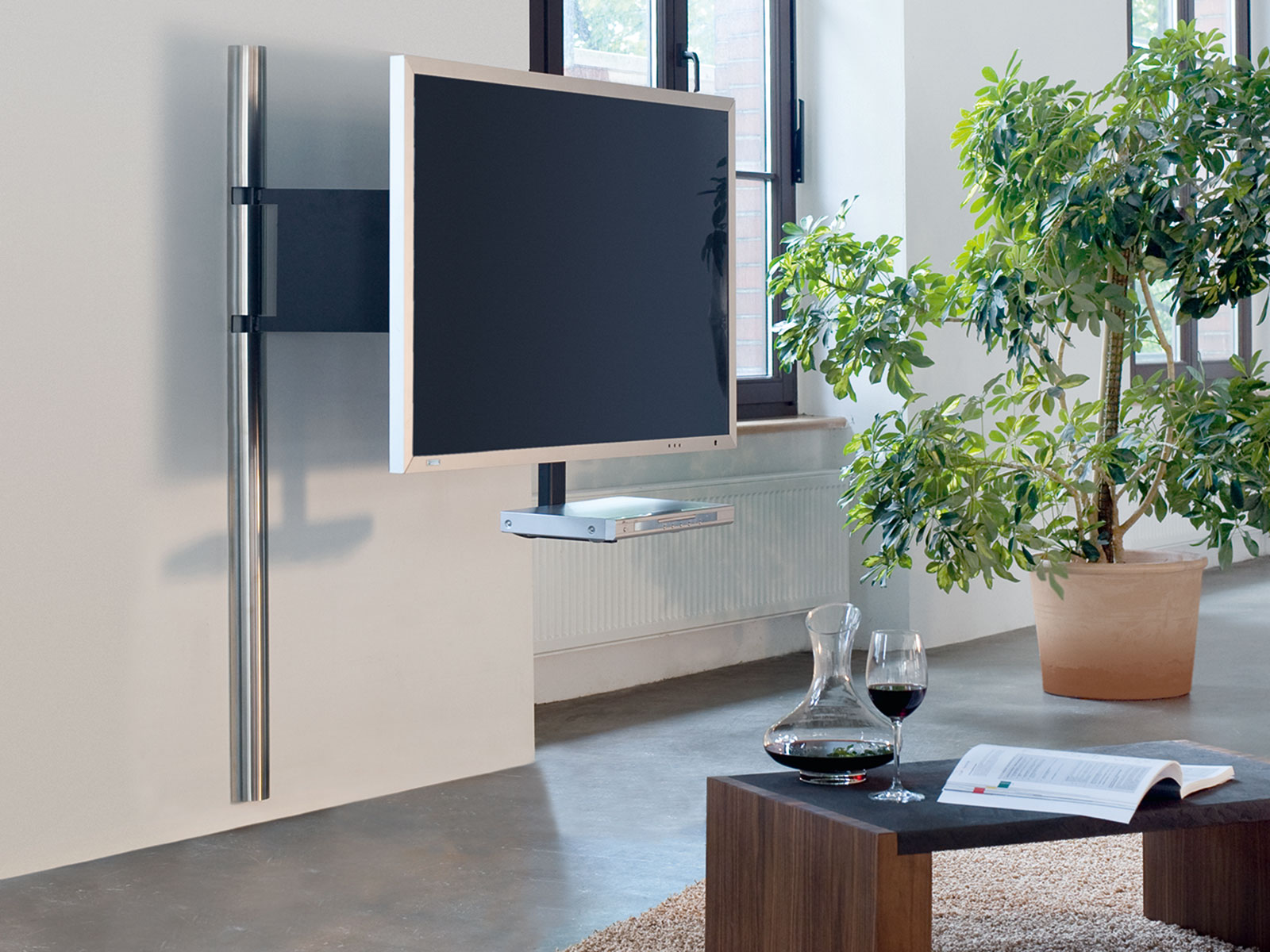 Подвесной телевизор фото WALL MOUNT TV SOLUTION ART123 from wissmann raumobjekte - Architizer