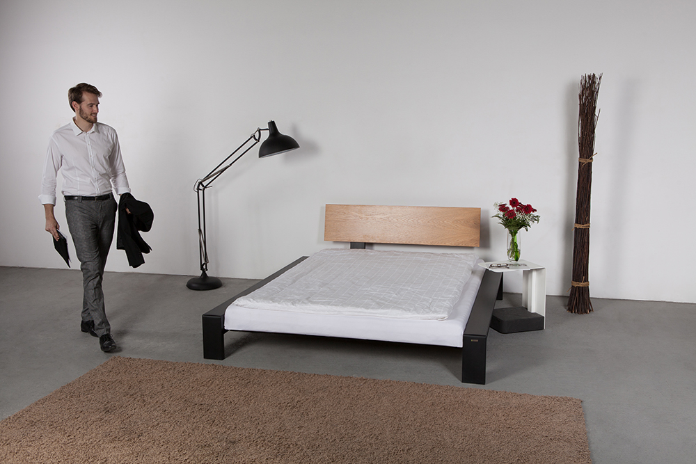 BED SIDE ART326