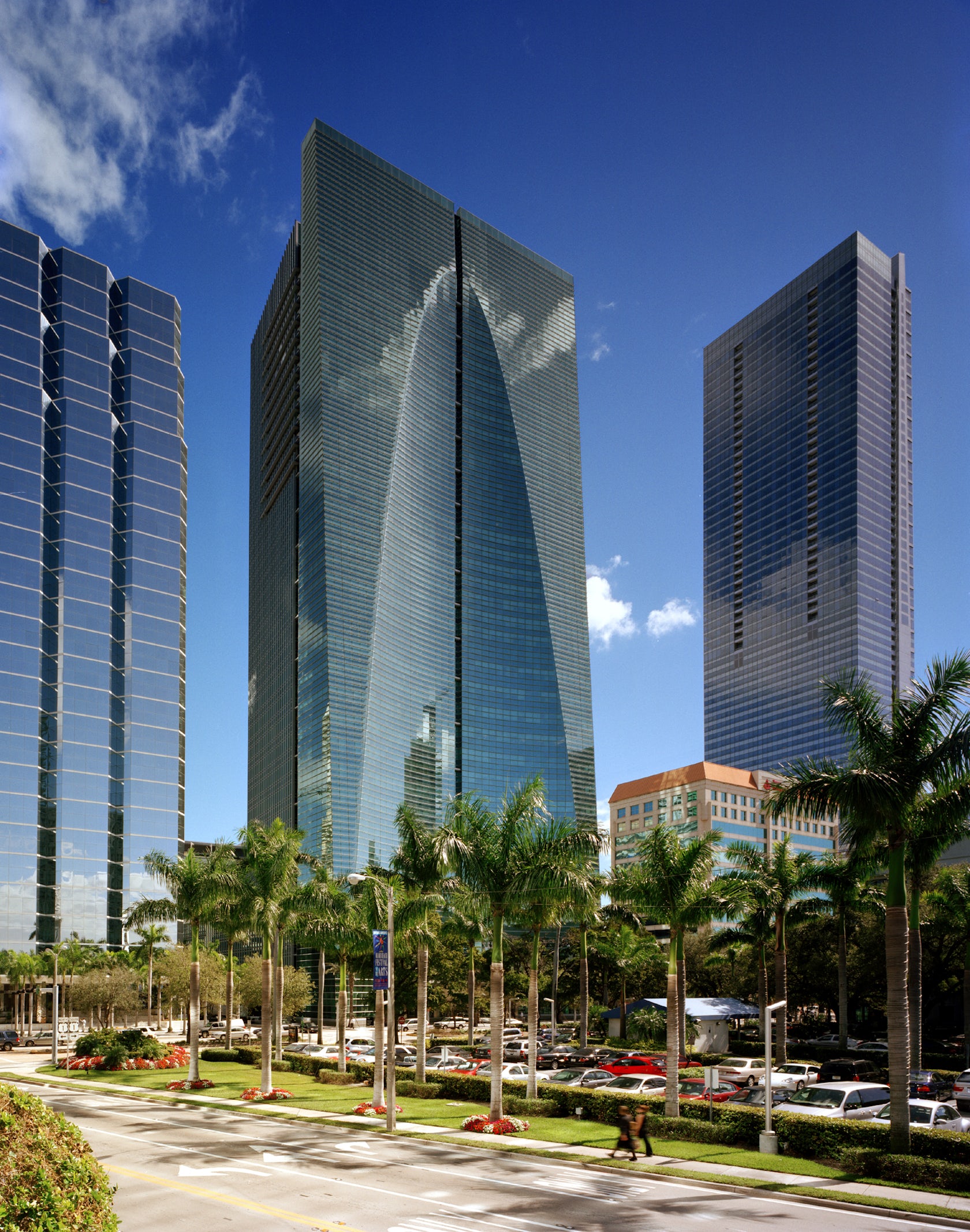 Tri City Auto >> Espirito Santo Plaza - Architizer Tri City Auto >> Espirito Santo Plaza - Architizer