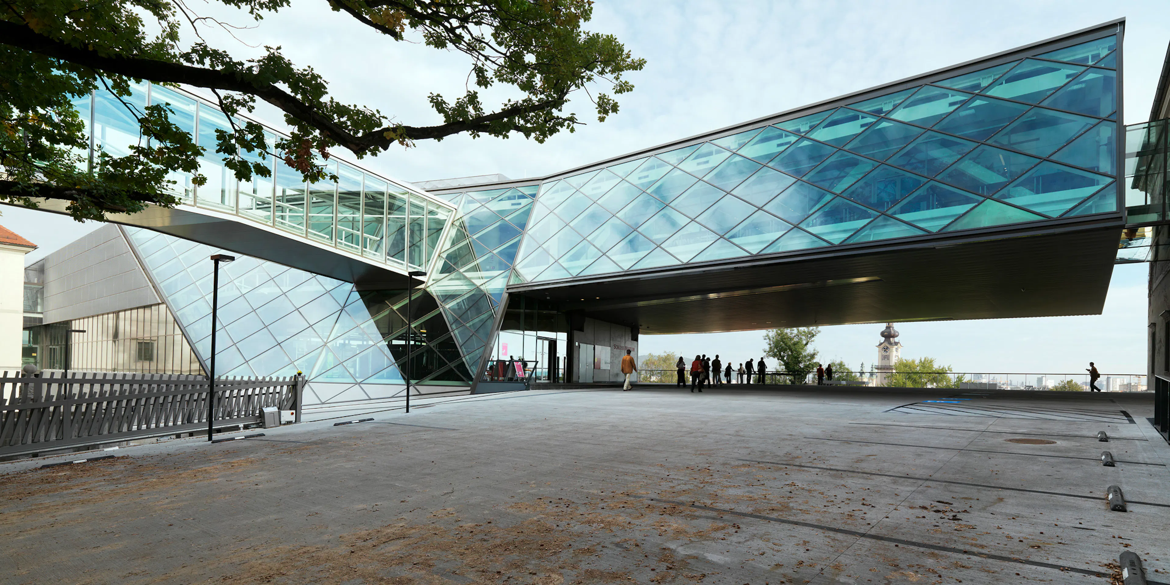 Stadthaus Ballhausgasse / Broken mirror house — 2