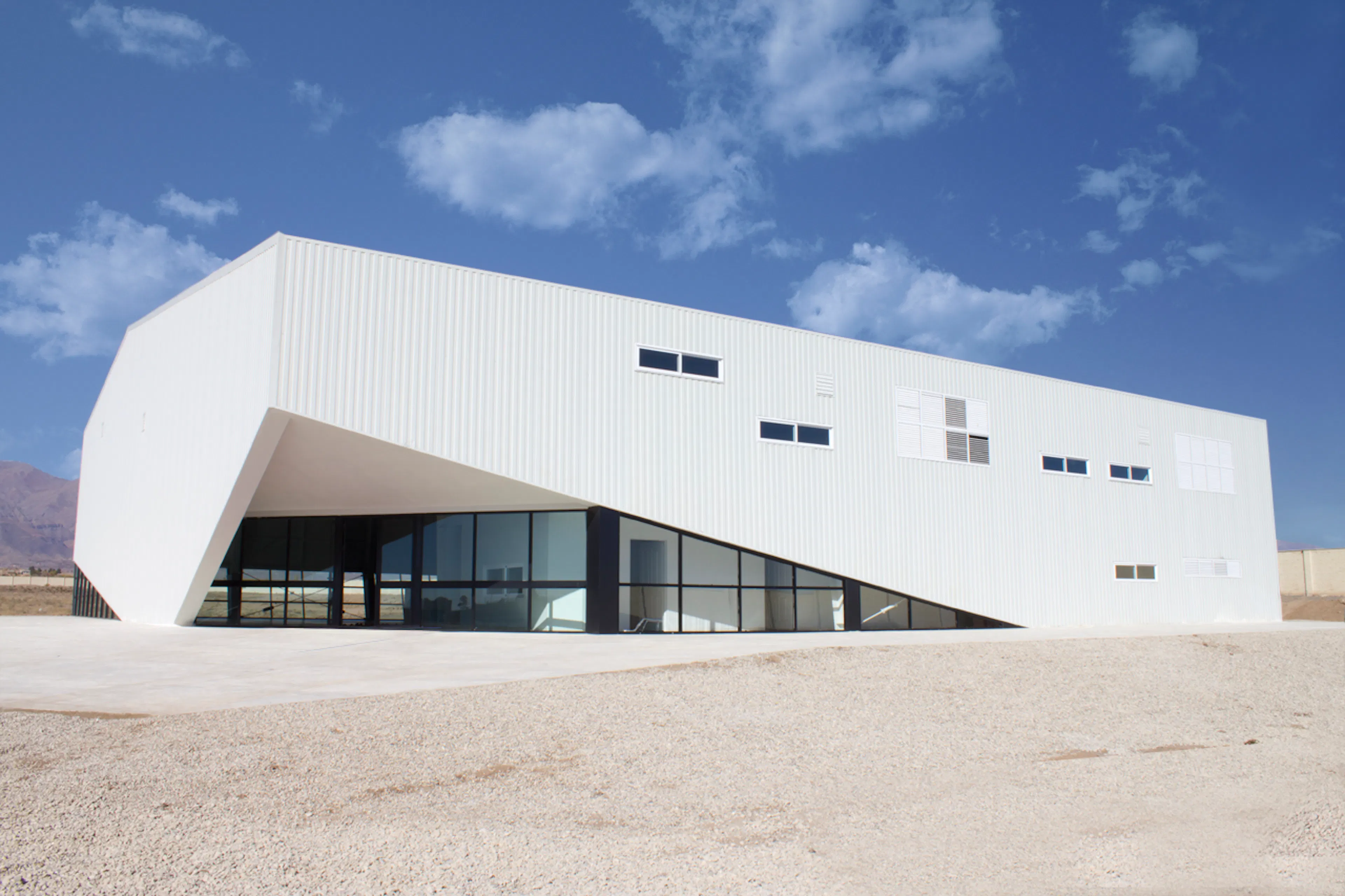 The noor e mobin primary school