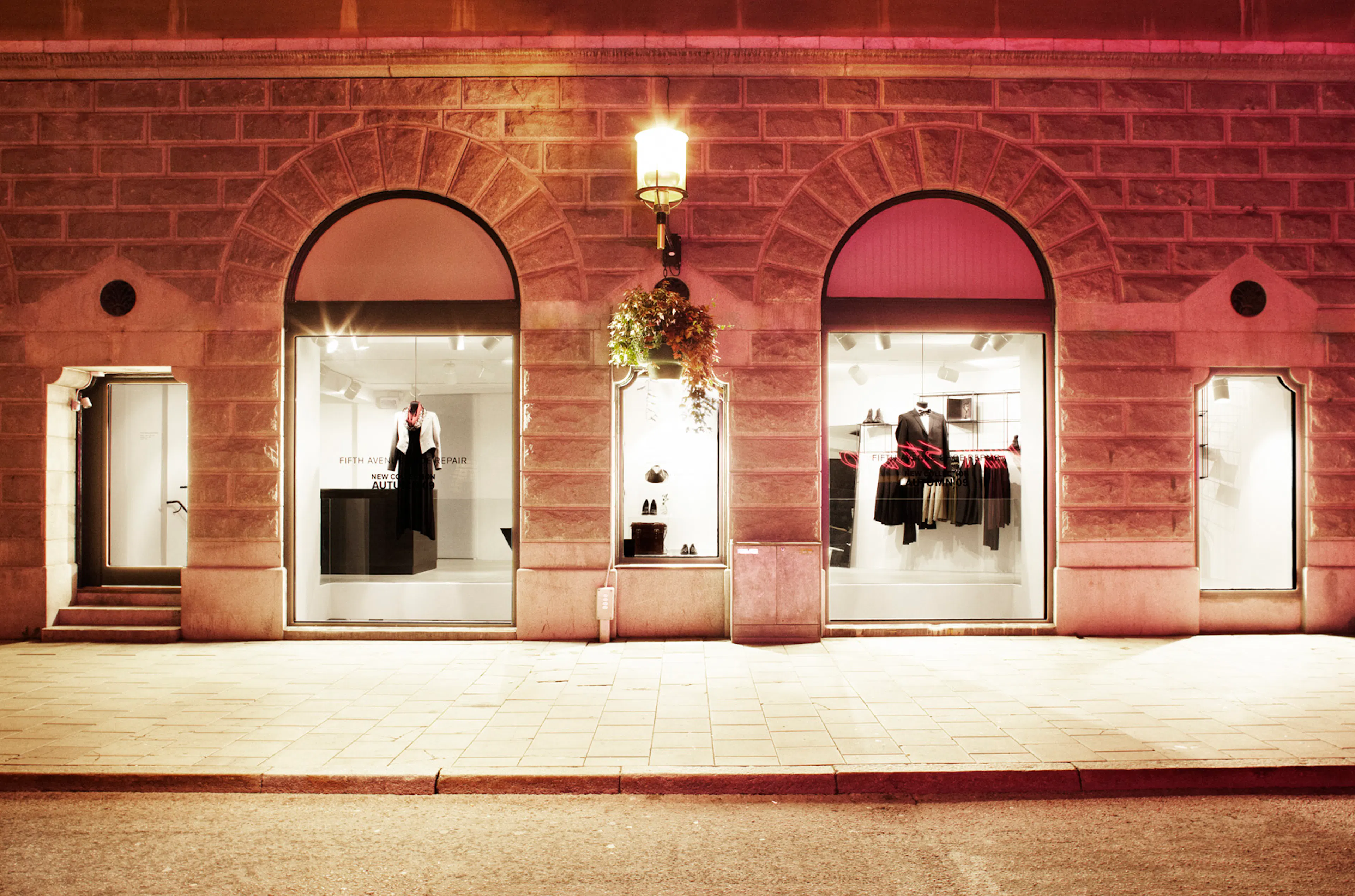 V Ave S R - Concept Store — 2