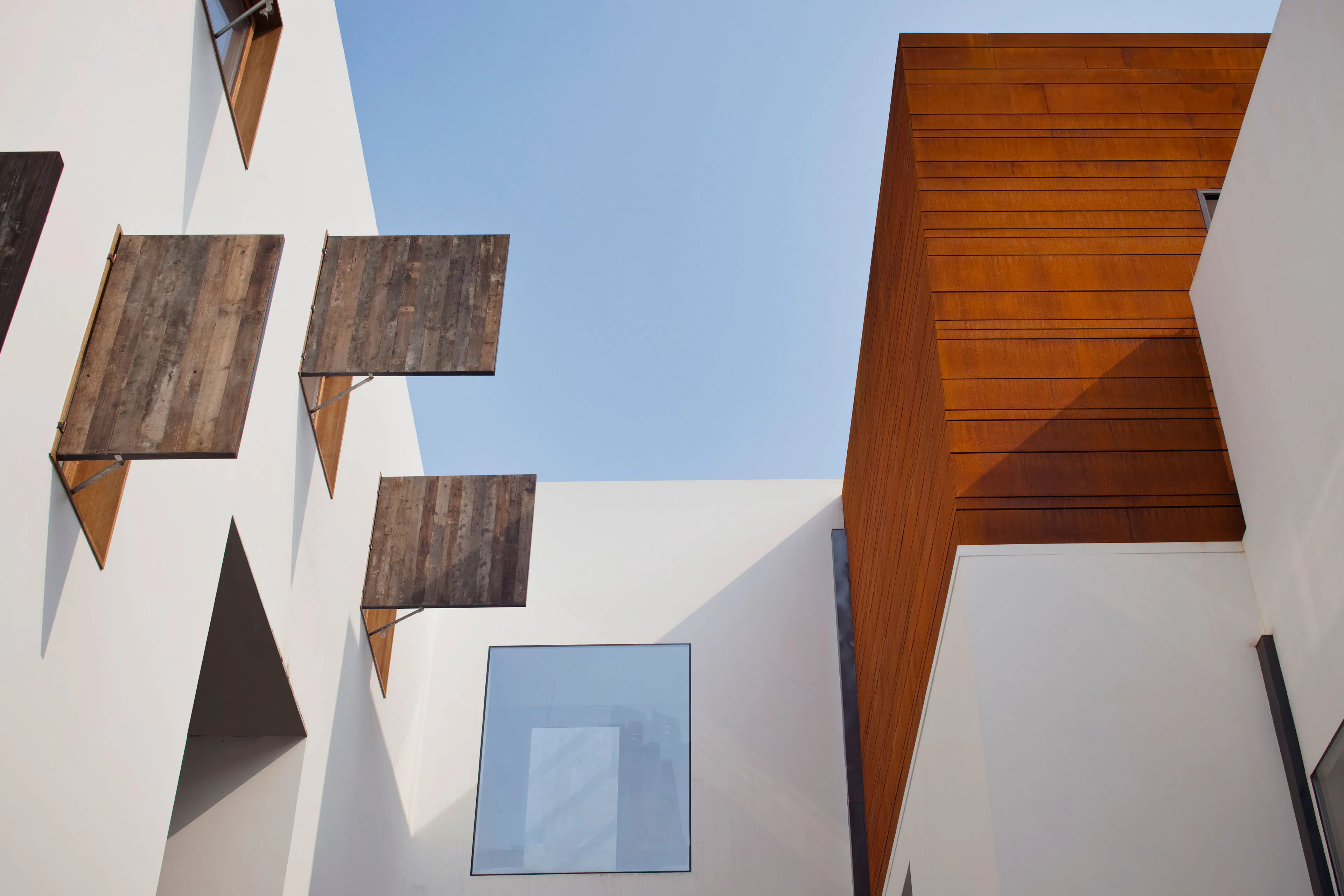 Waterhouse South Bund — 17