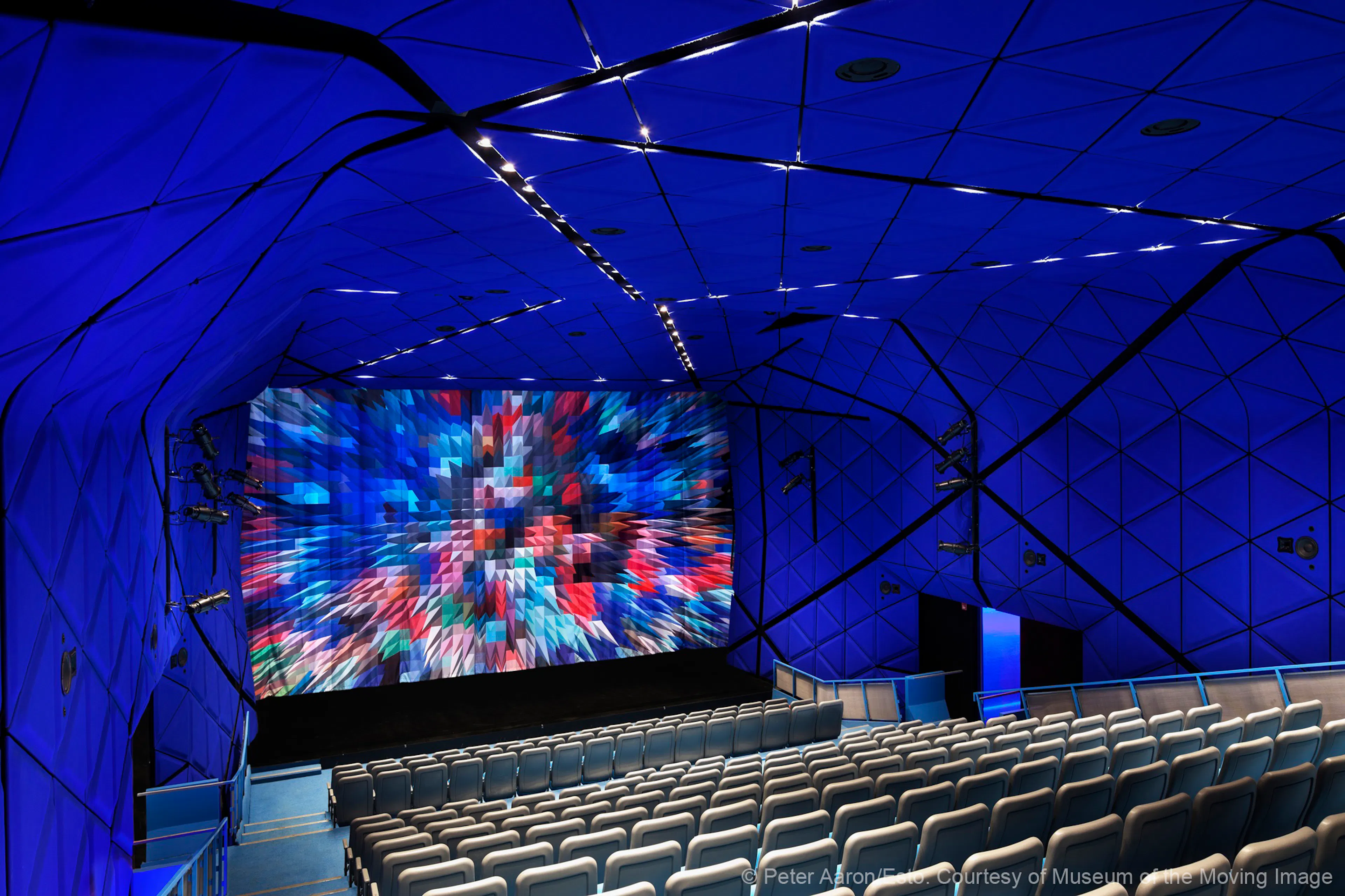 L'Observatoire International — 17