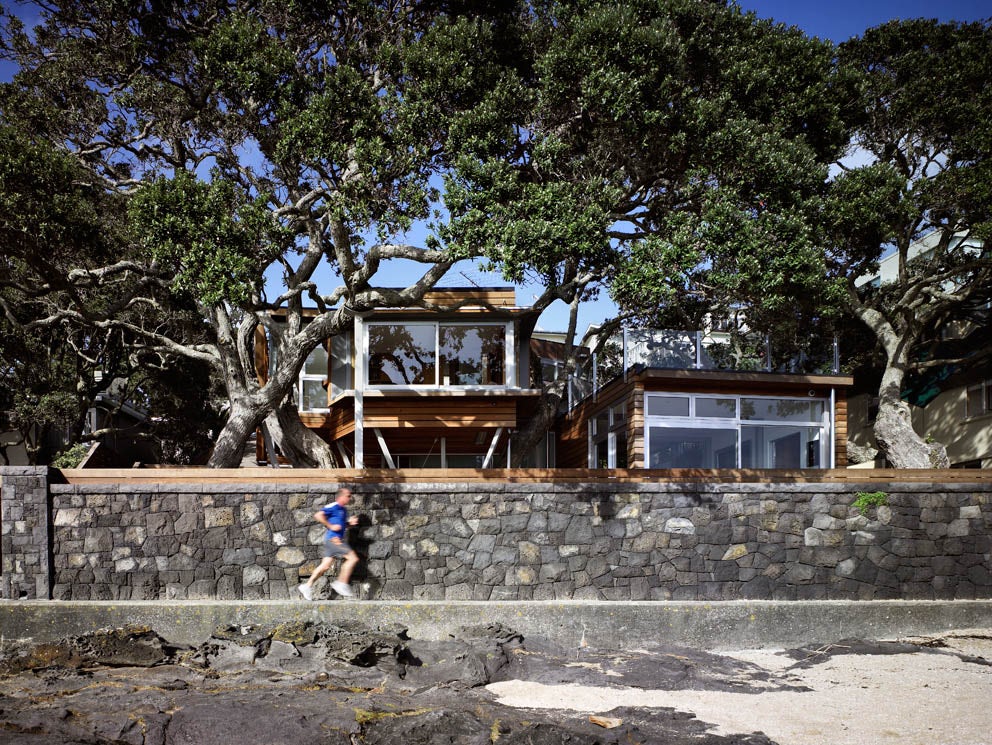 © Bossley Architects