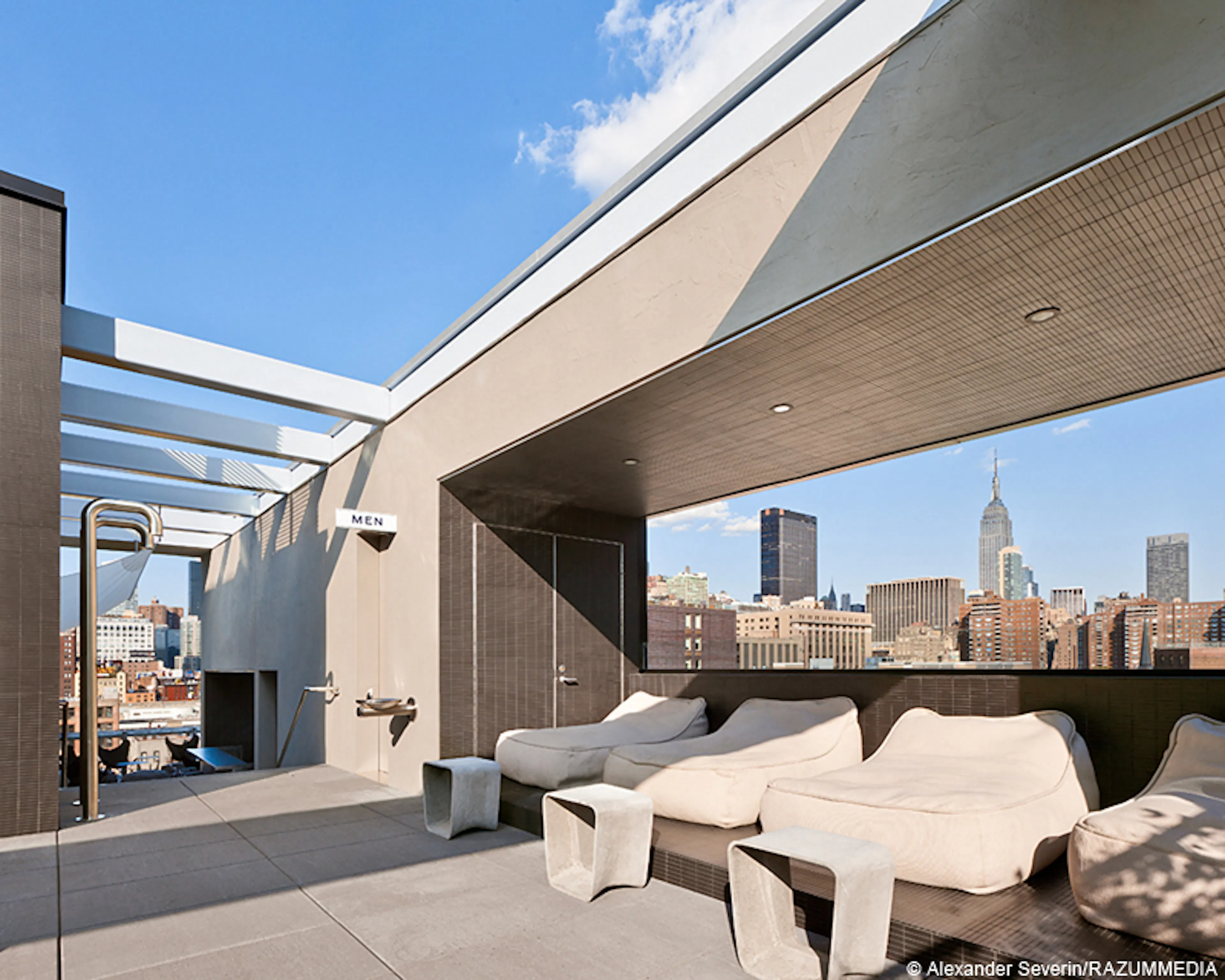 Hotel Americano — 10