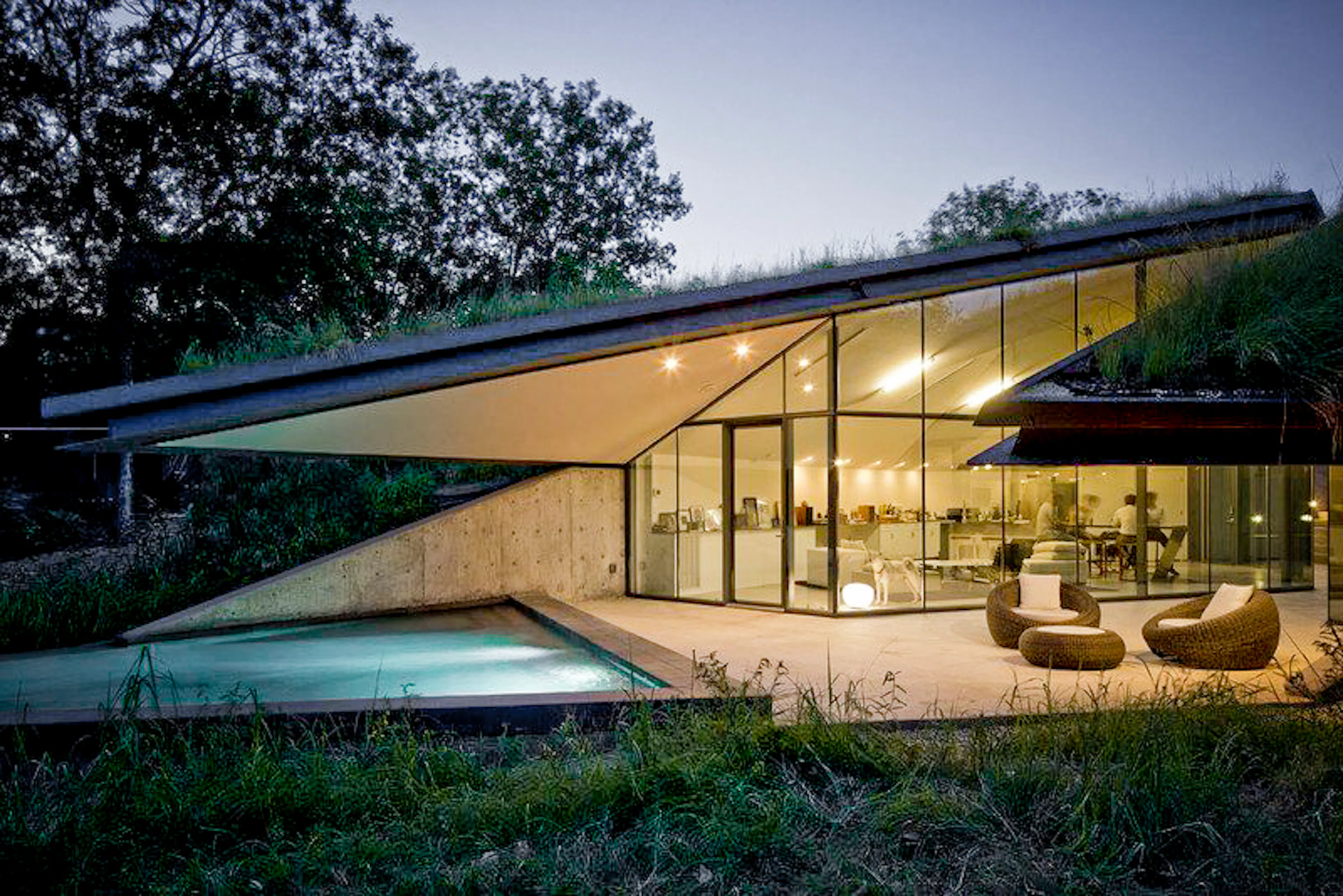 Edgeland House — 1