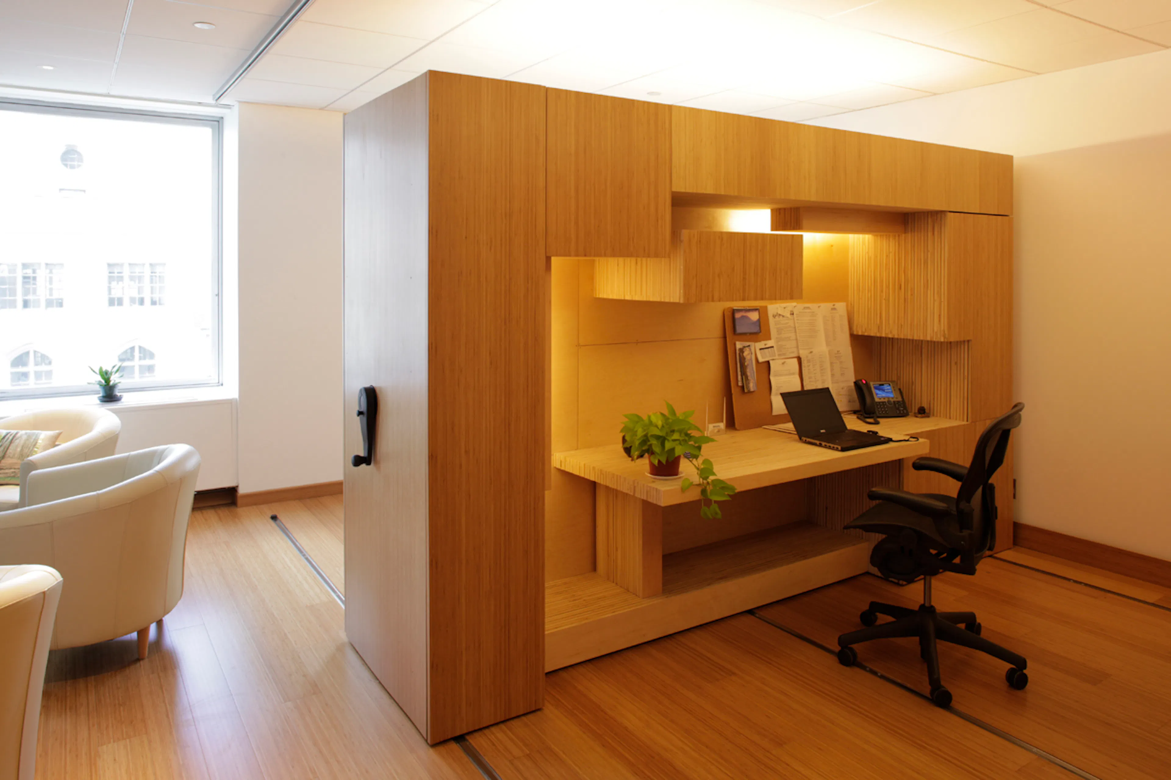 Collapsable Workstations — 4