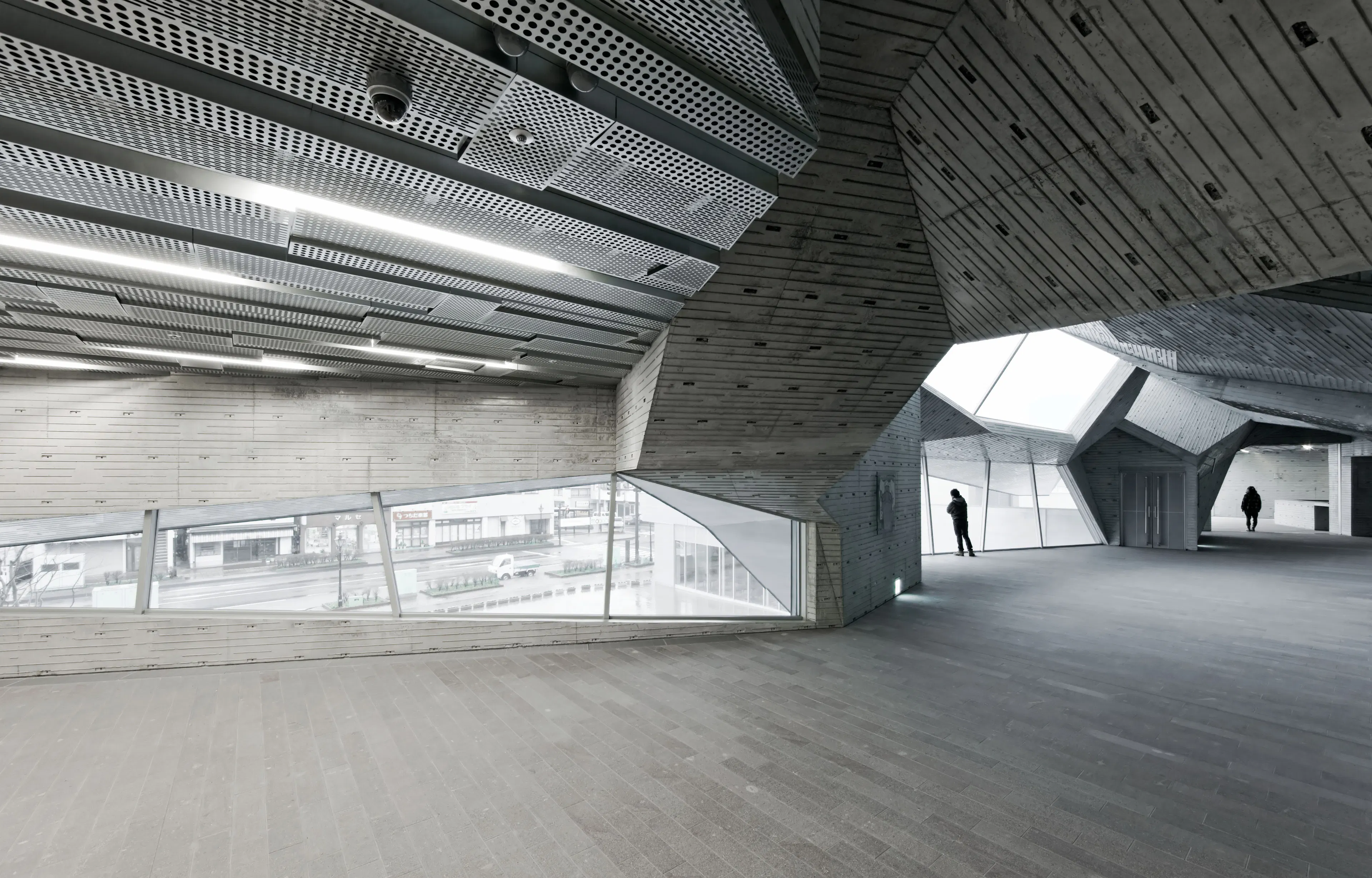 Yurihonjo City Cultural Center, Kadare — 4