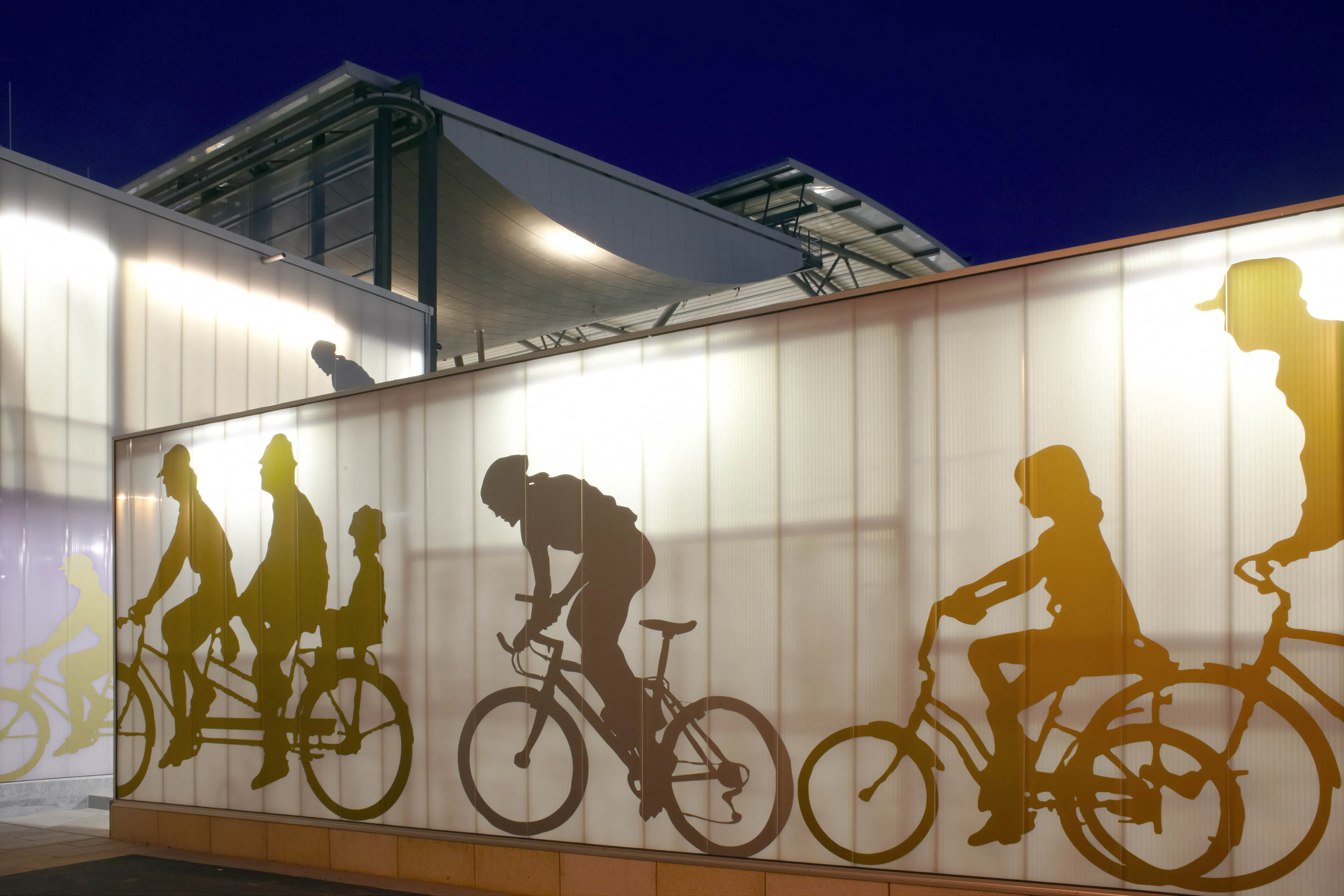 Bicycle station ICE Bahnhof Erfurt — 2