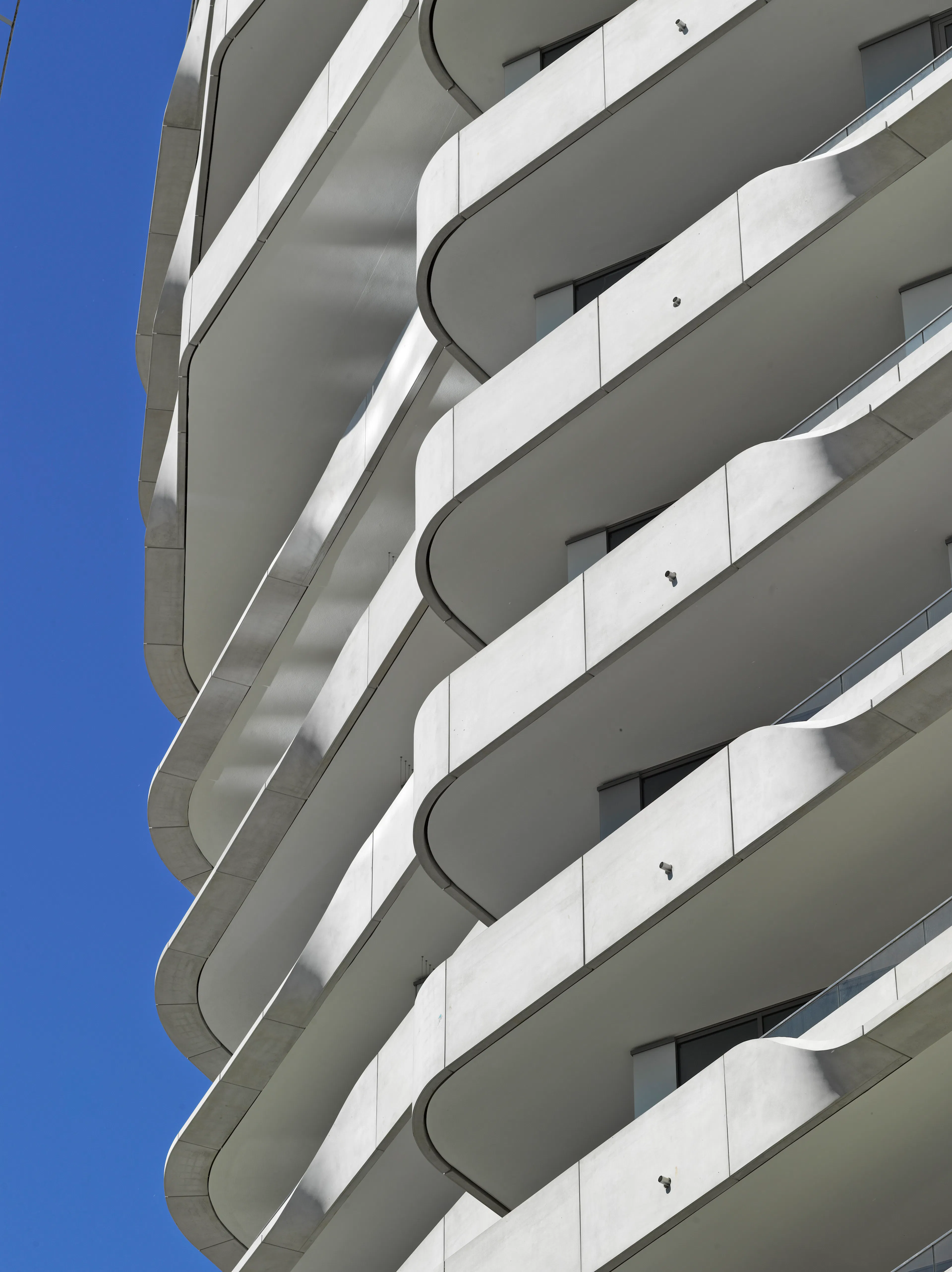 Marco Polo Tower — 4