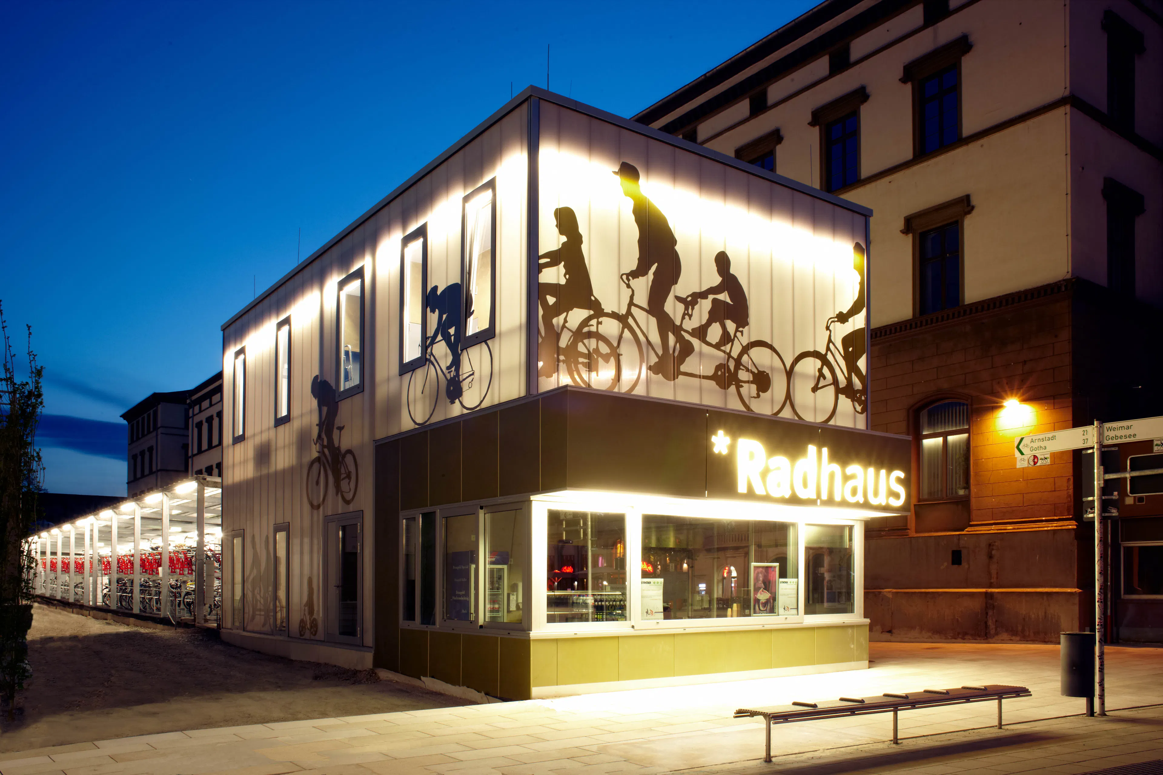 Bicycle station ICE Bahnhof Erfurt — 4