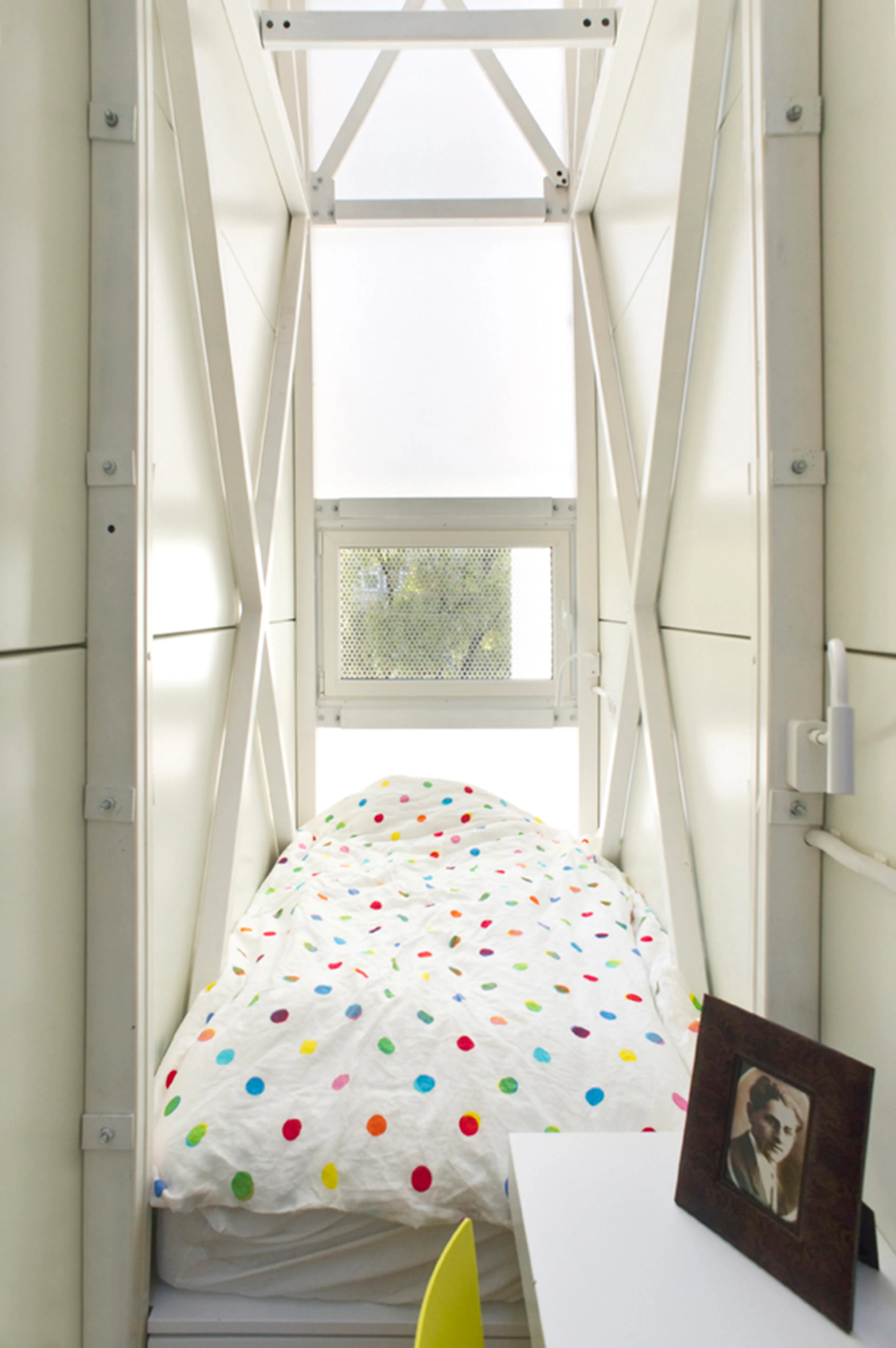 Keret House — 4