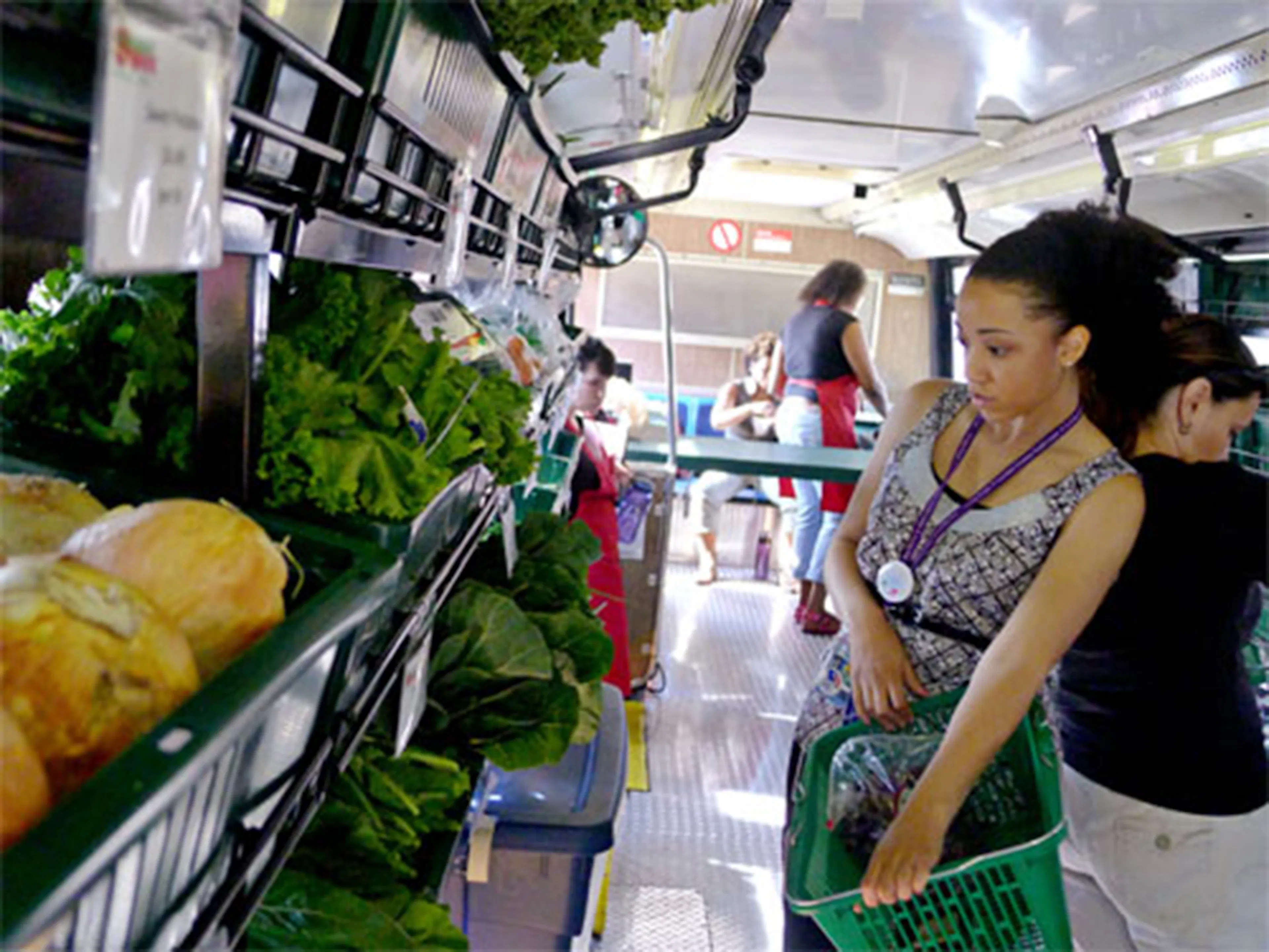 Fresh Moves Mobile Produce Market — 4
