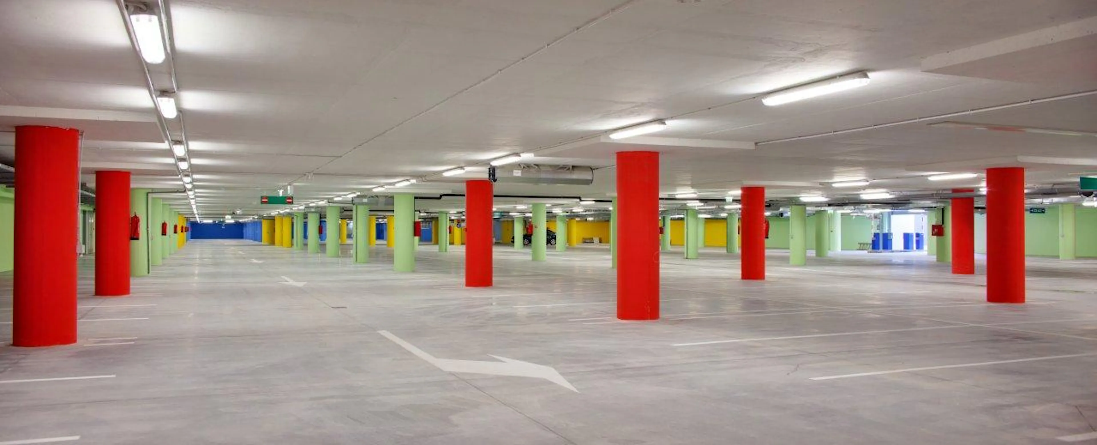 Bus station Osijek — 16