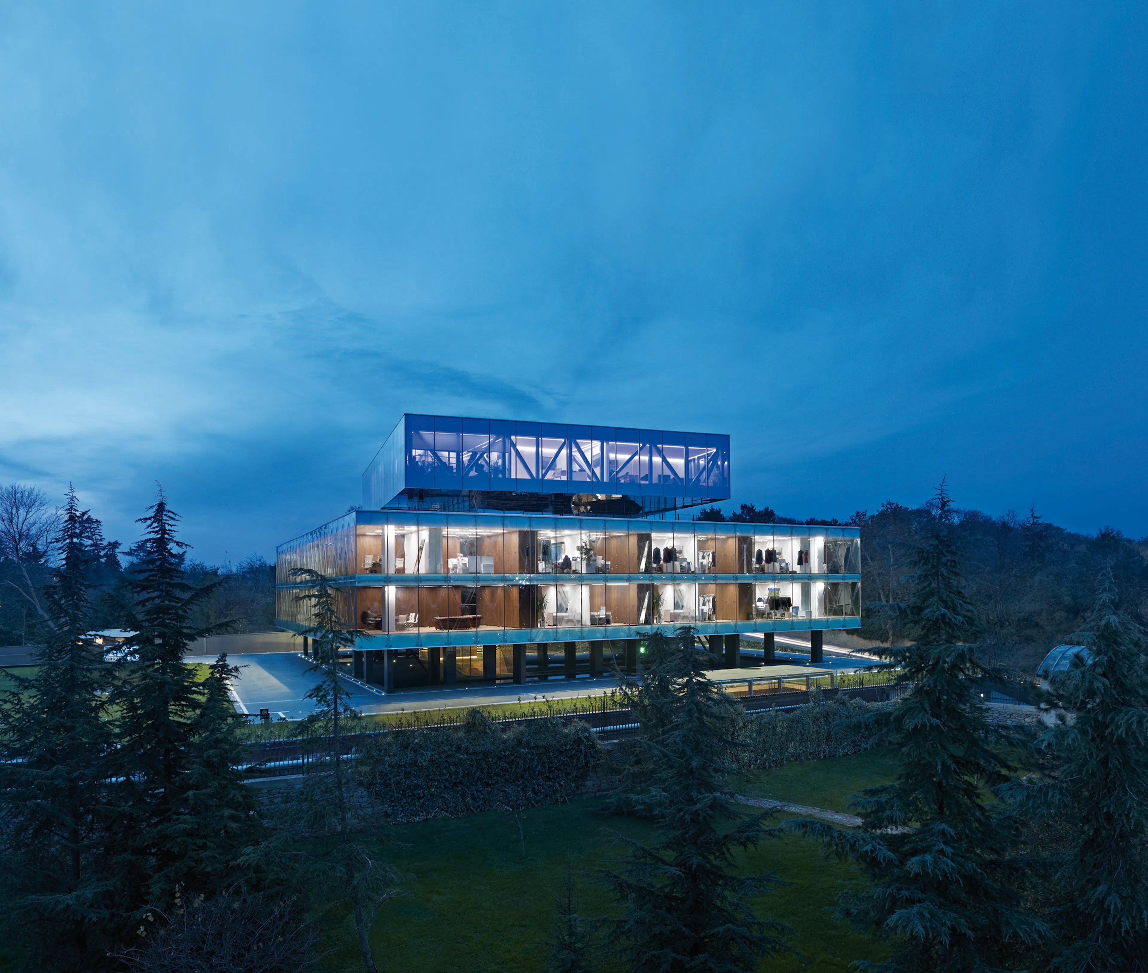 Vakko Fashion Center & Power Media Headquarters