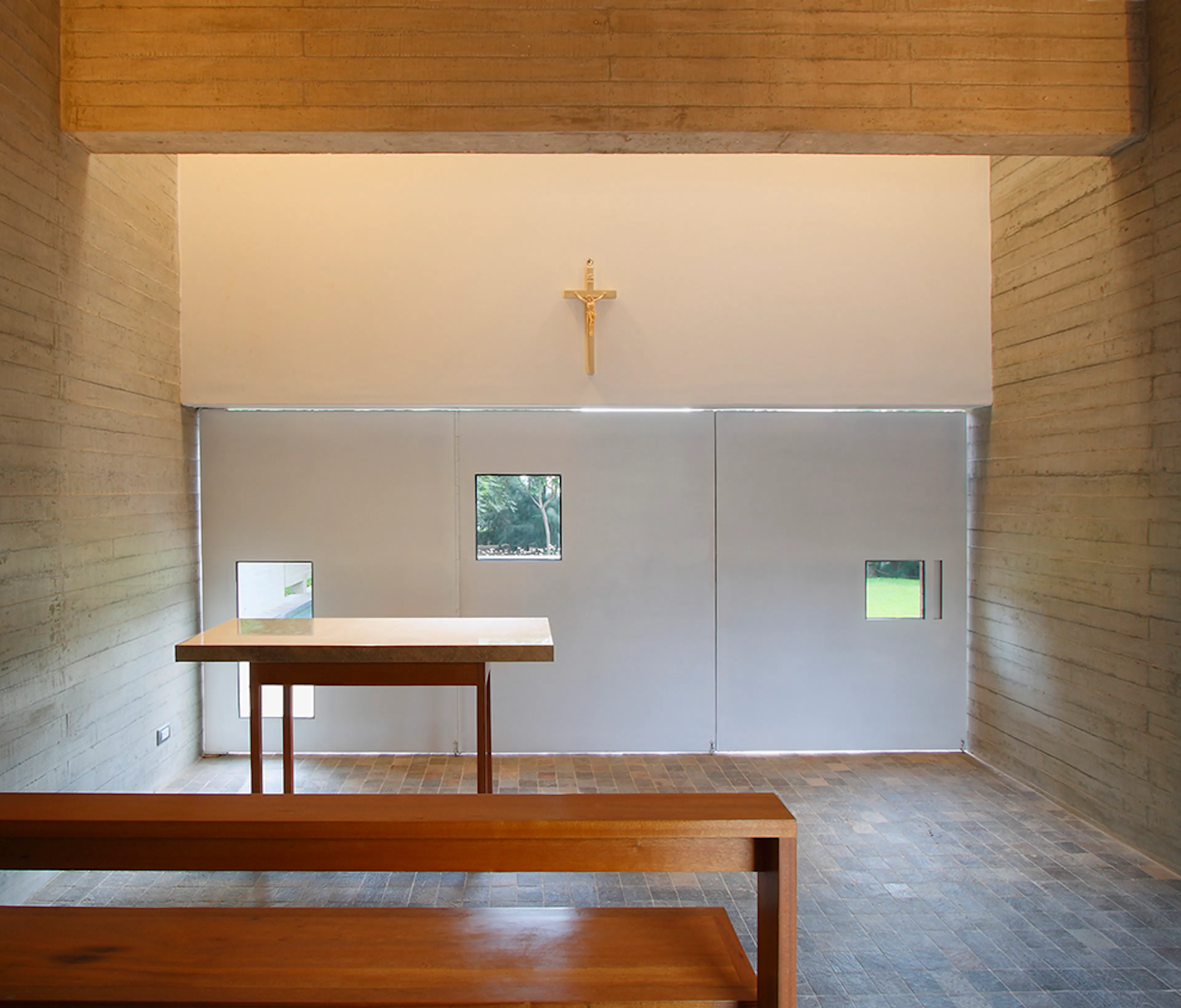 DE LA PIEDRA CHAPEL — 3