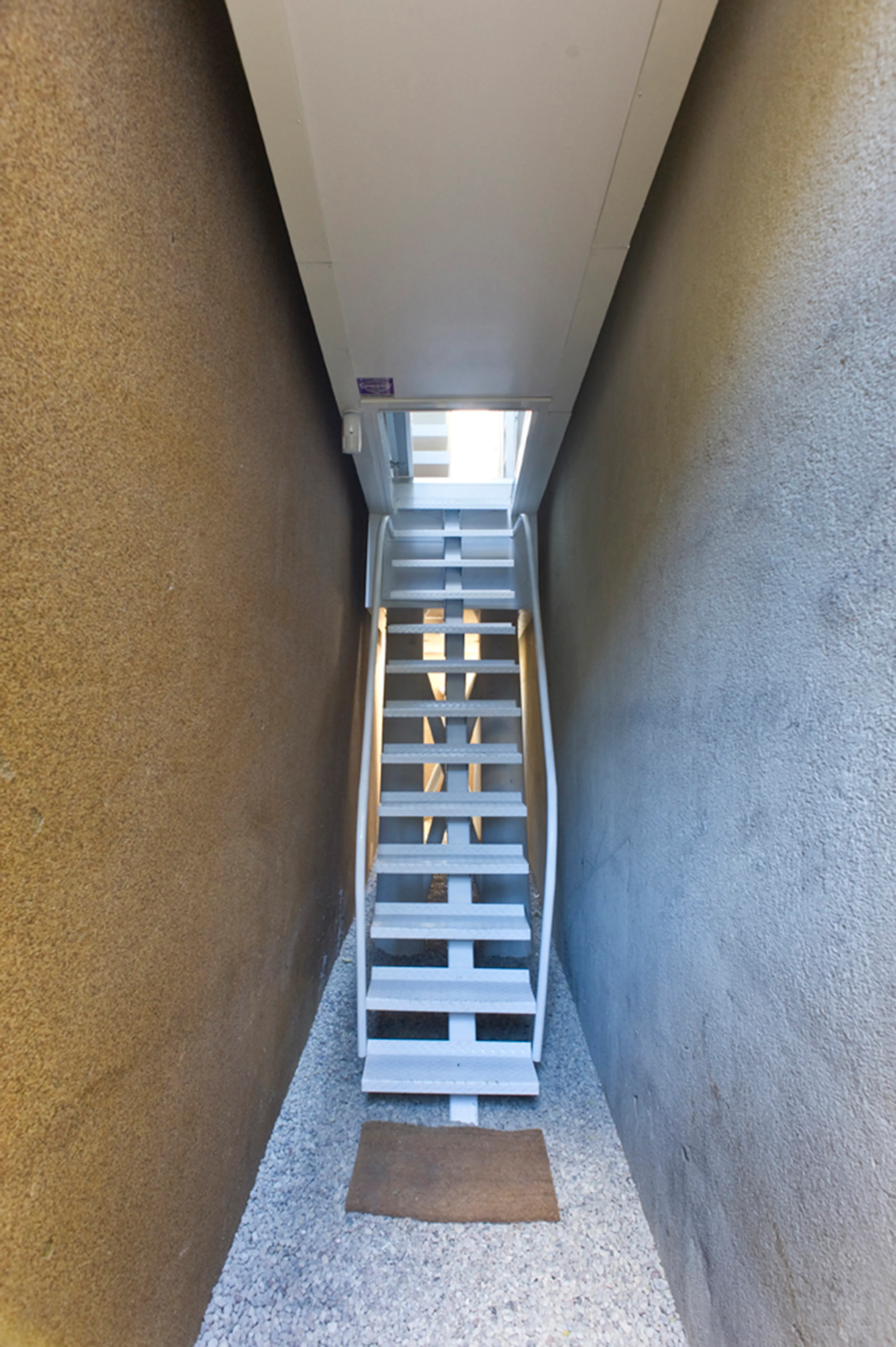 Keret House — 9