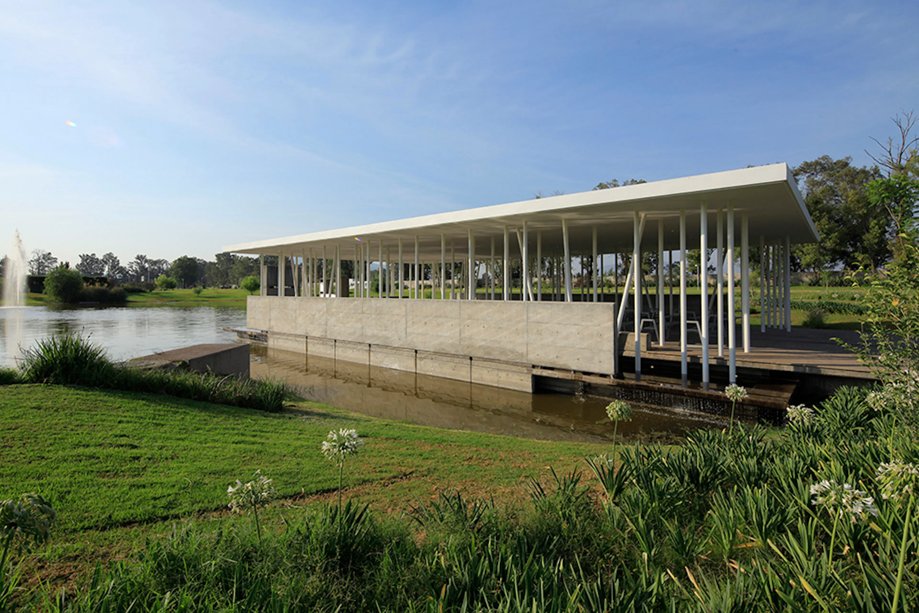 Capilla del Lago — 8