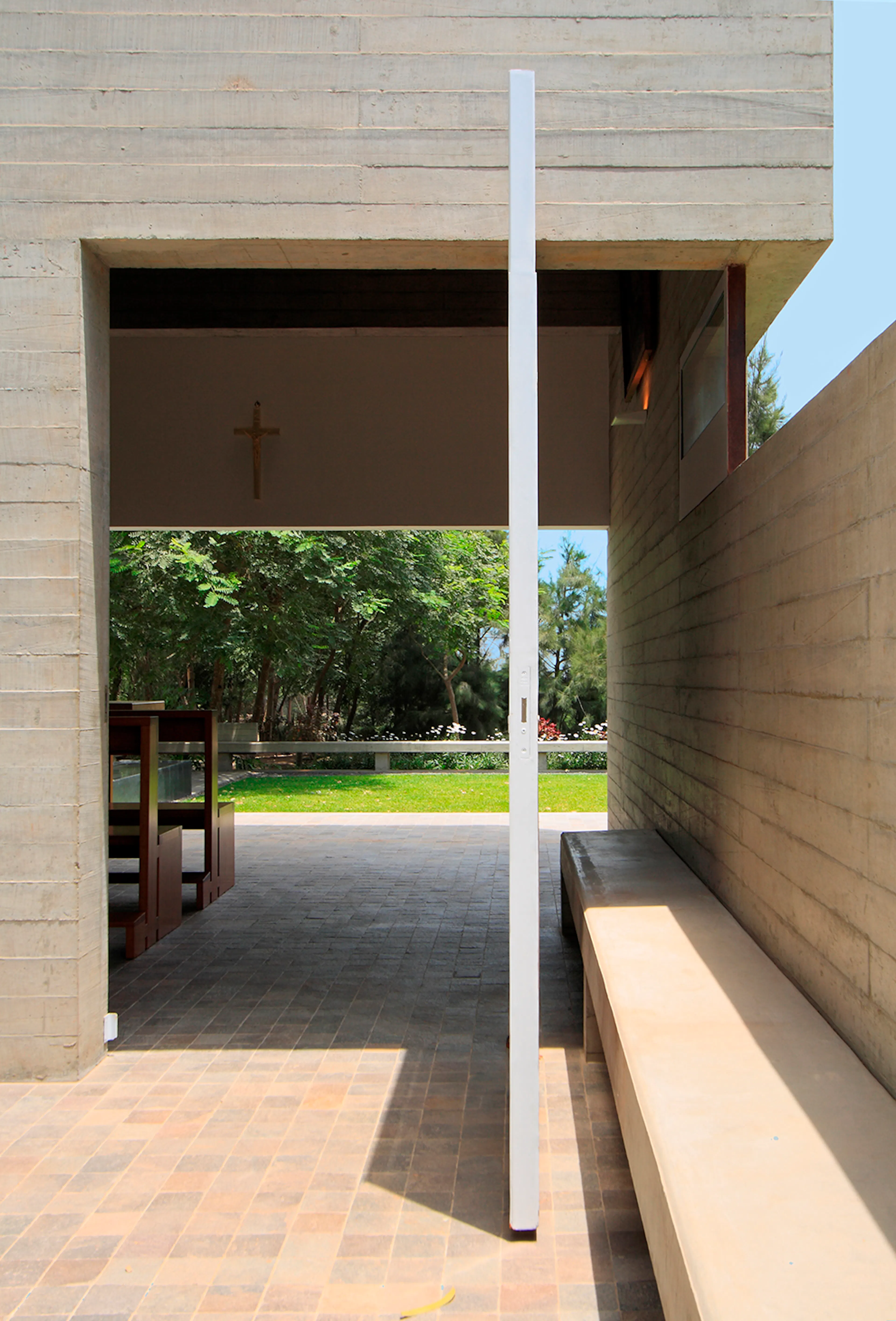 DE LA PIEDRA CHAPEL — 5