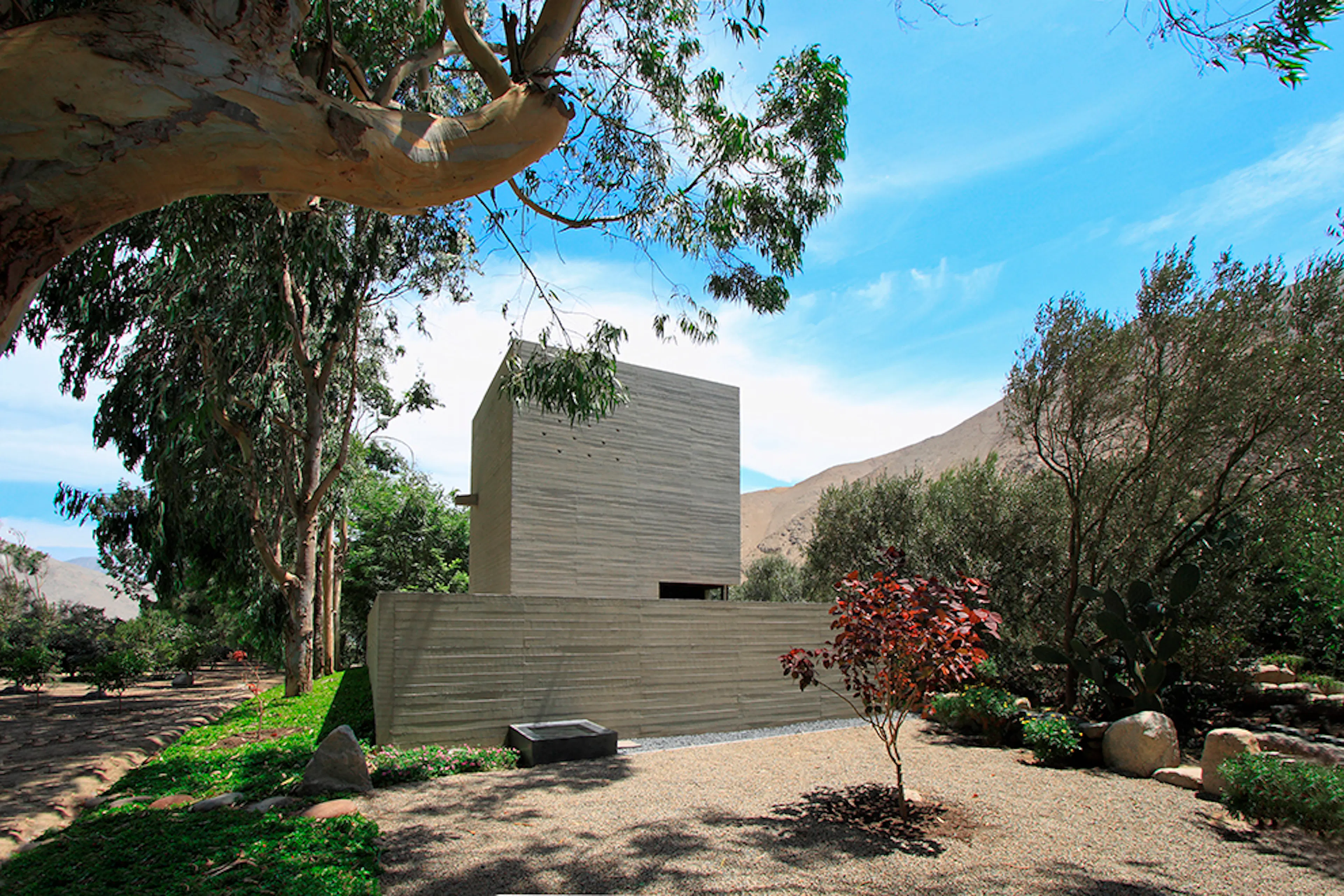 DE LA PIEDRA CHAPEL — 2