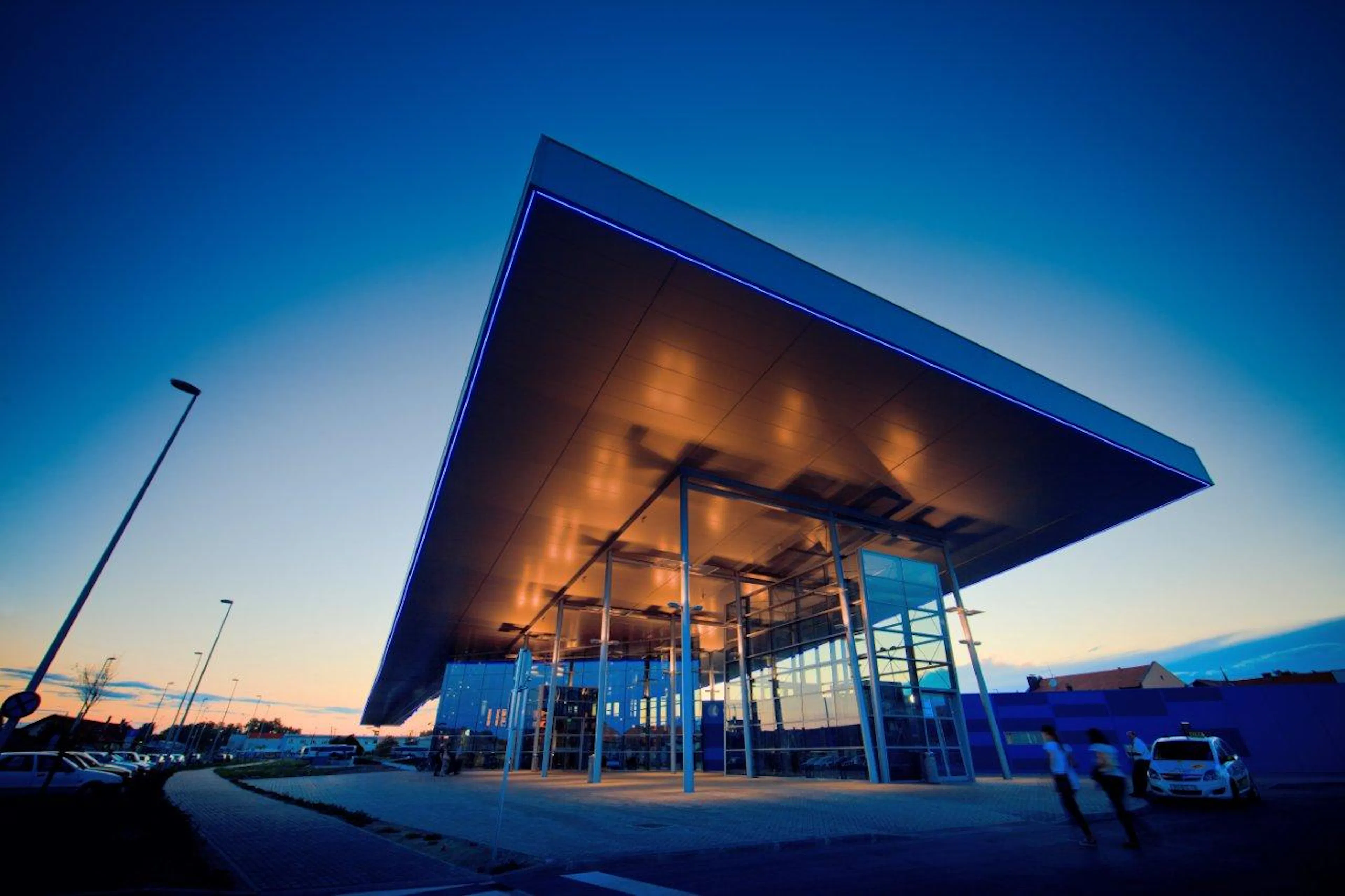 Bus station Osijek — 4