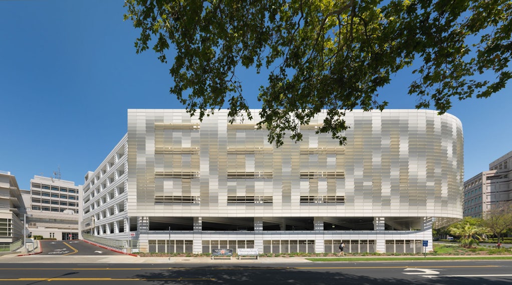 © Dreyfuss + Blackford Architecture
