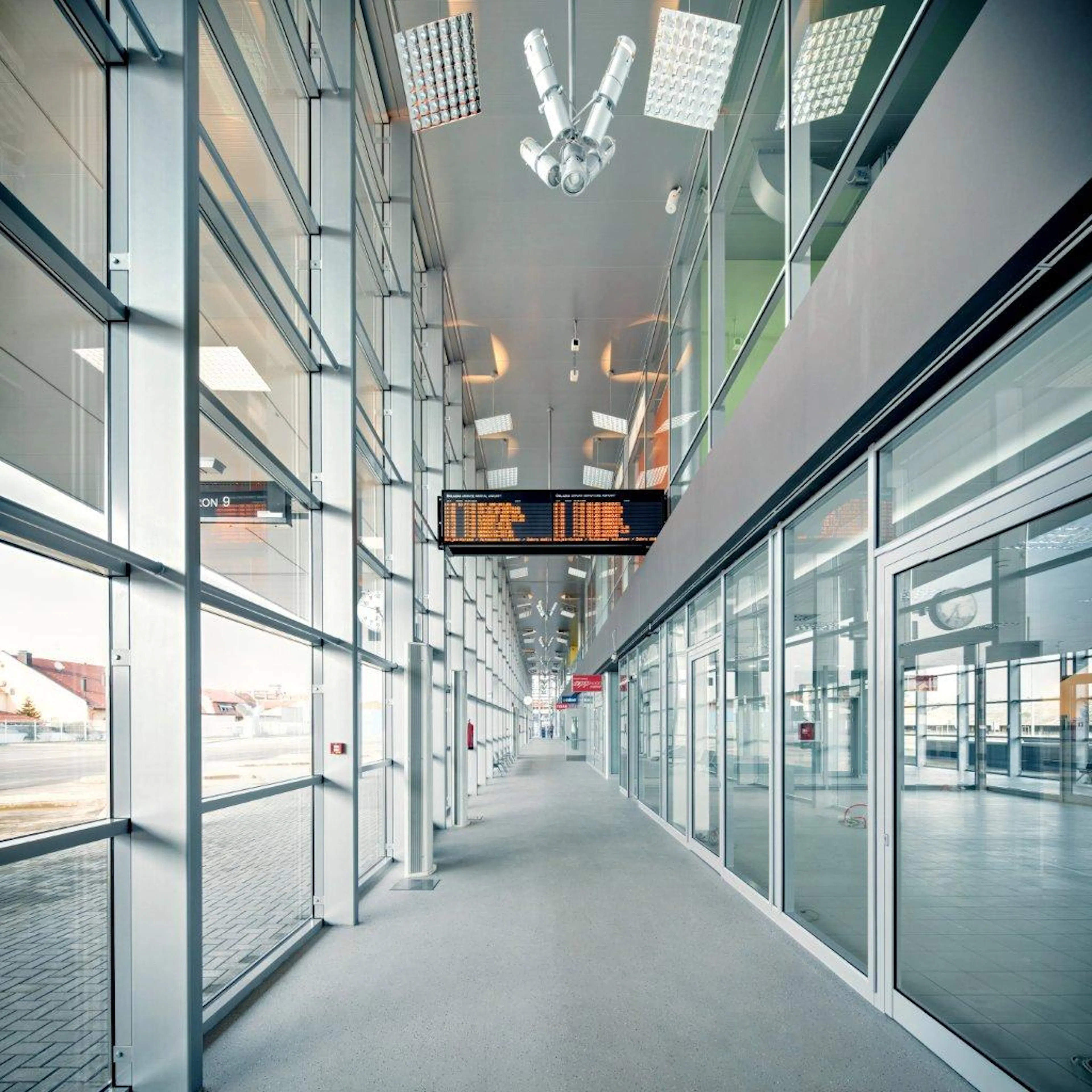 Bus station Osijek — 11