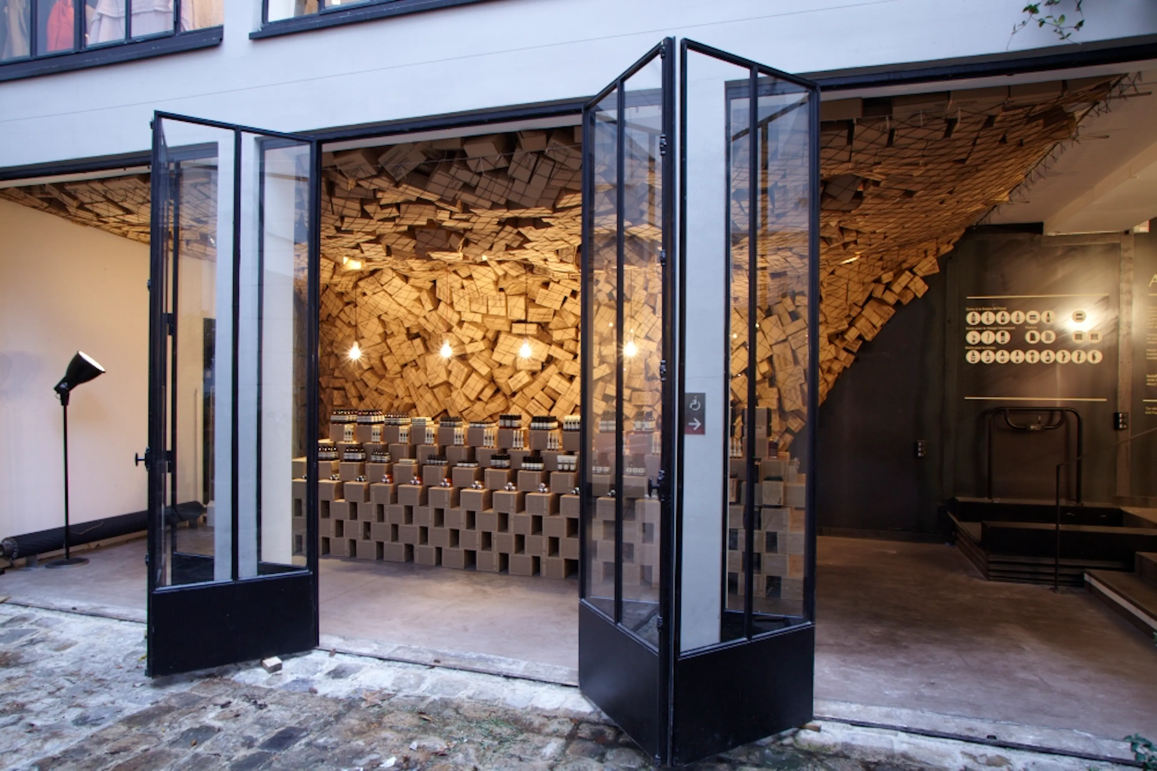 Hotel Hotel Lobby & Nishi Grand Stair Interior