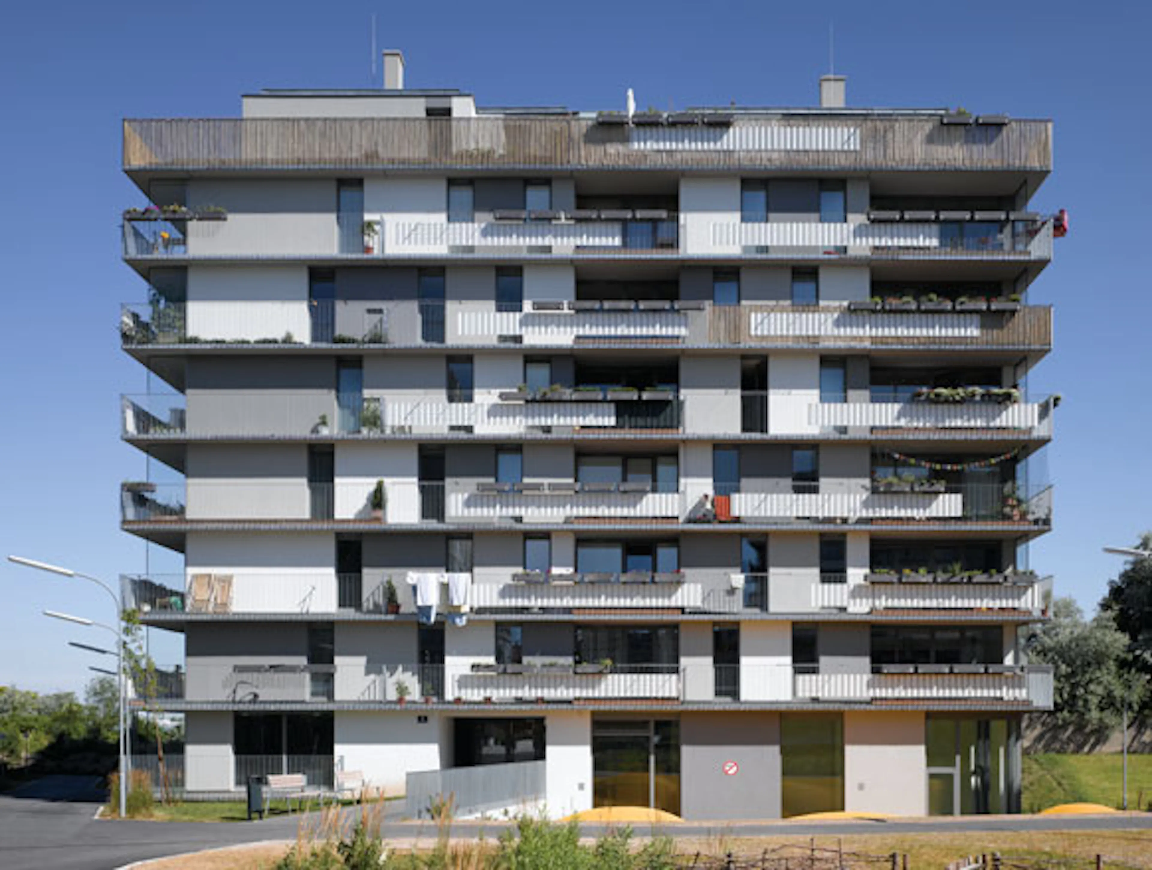 IKEA - the good neighbour — 8