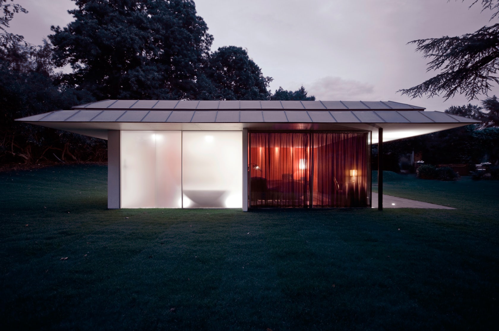 © Ewan Cameron Architects