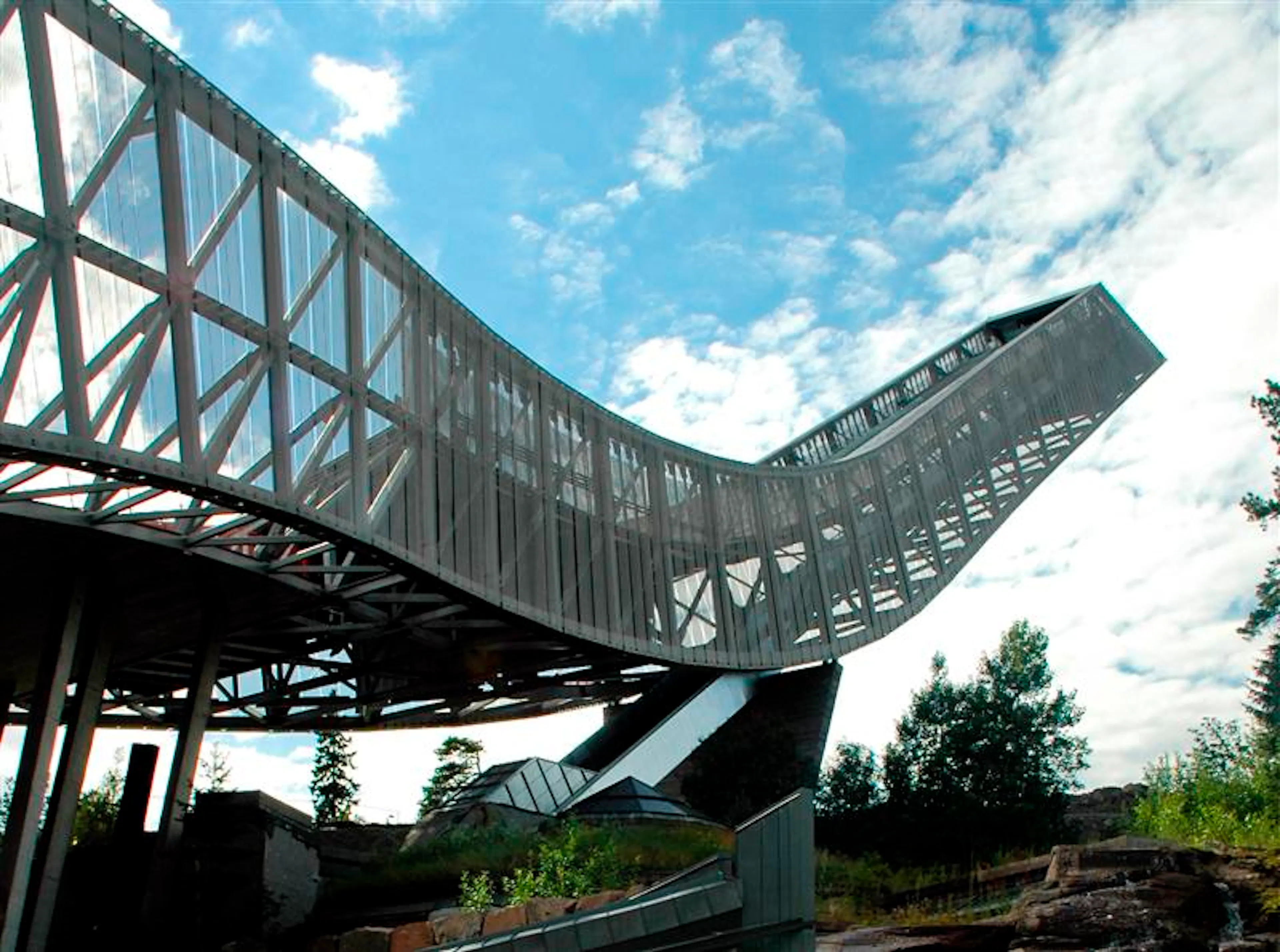New Holmenkollen Ski Jump — 4
